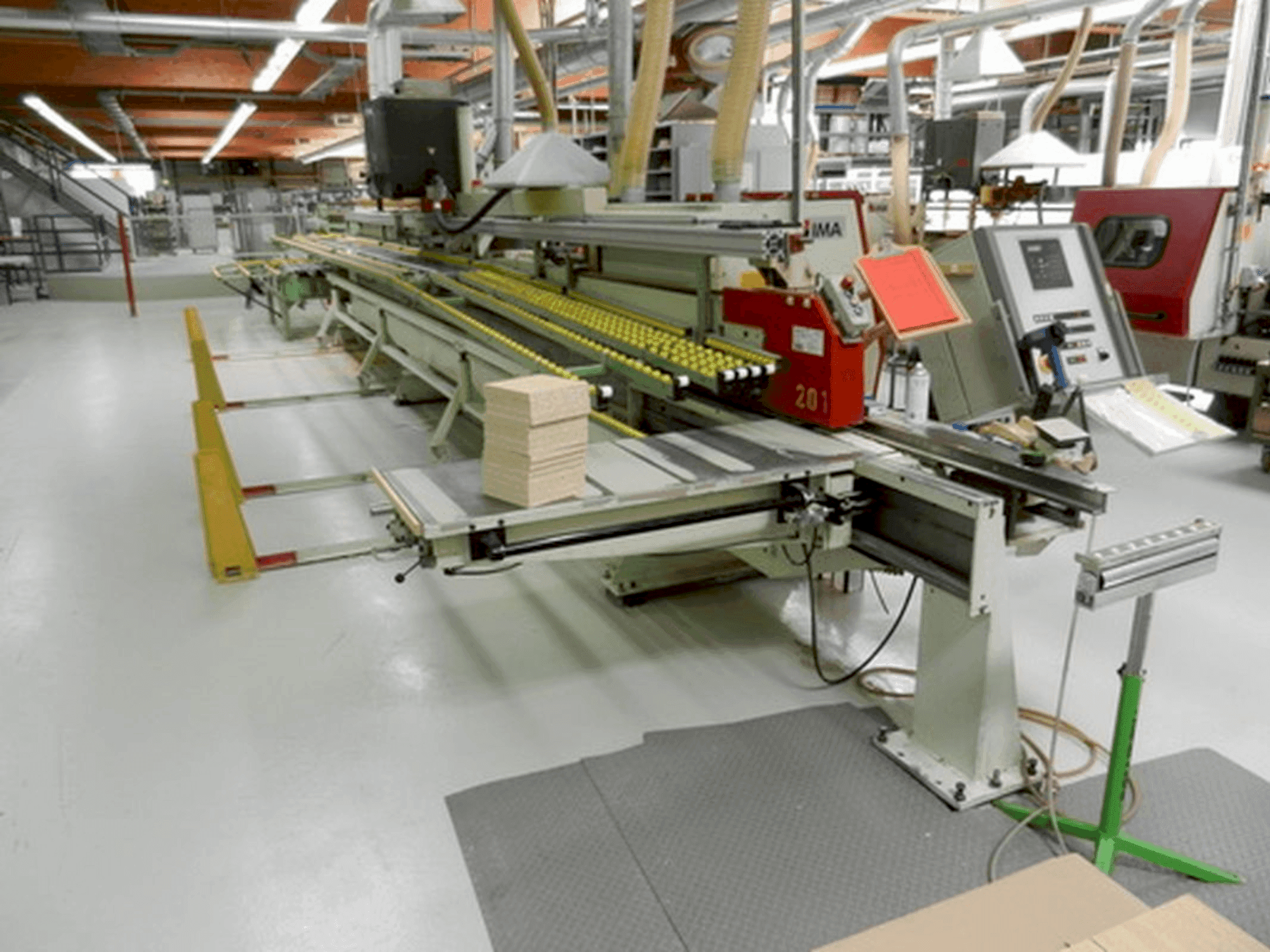 LIGMATECH ZHR 15/XX/RE Mašinos vaizdas iš priekio