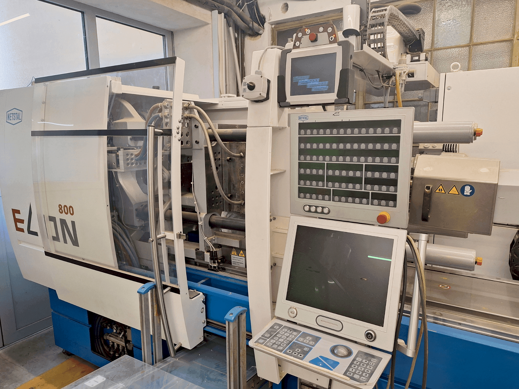 Netstal Elion 800-270 Mašinos vaizdas iš priekio