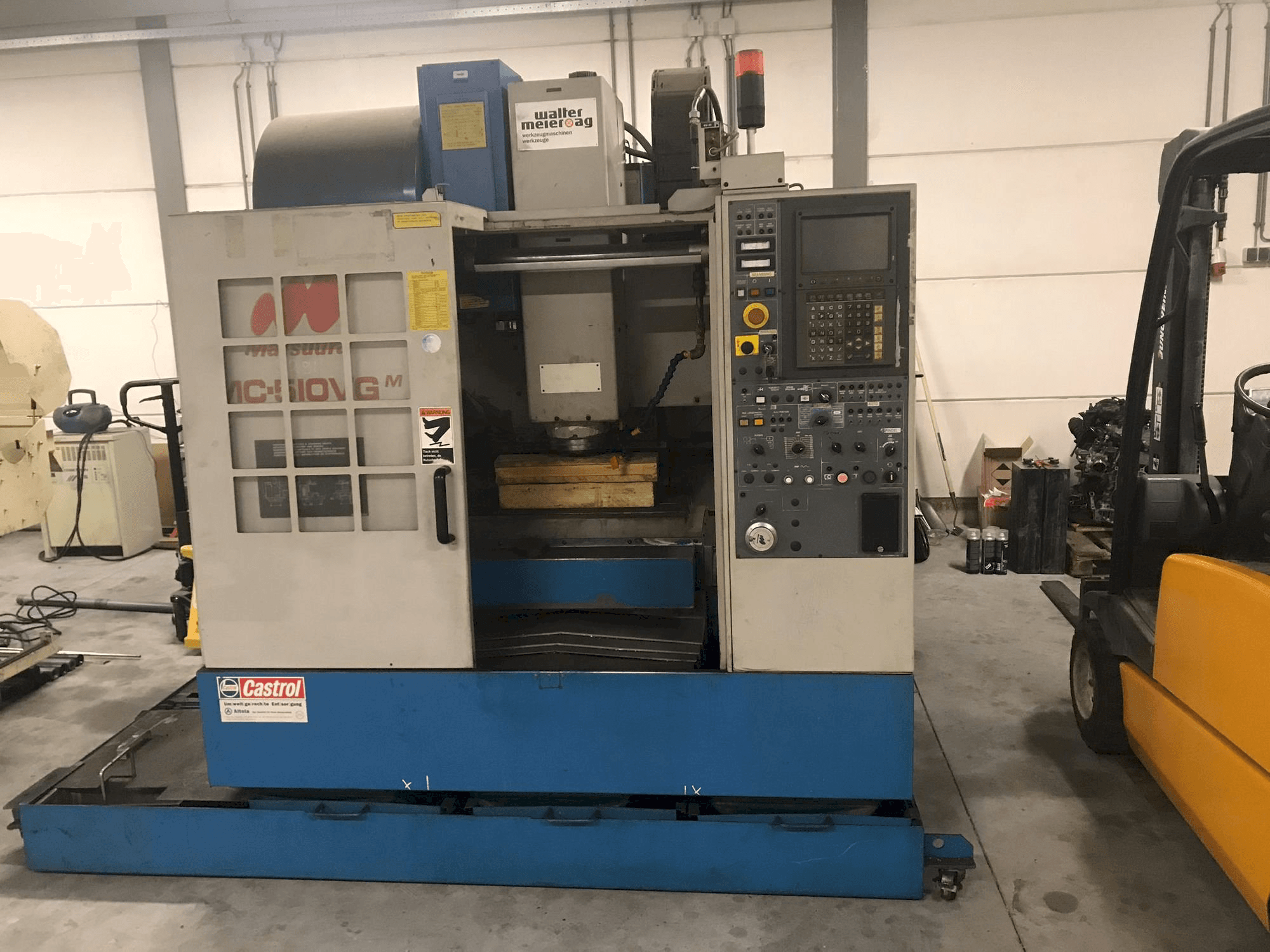 Matsuura MC 510 VG M Mašinos vaizdas iš priekio