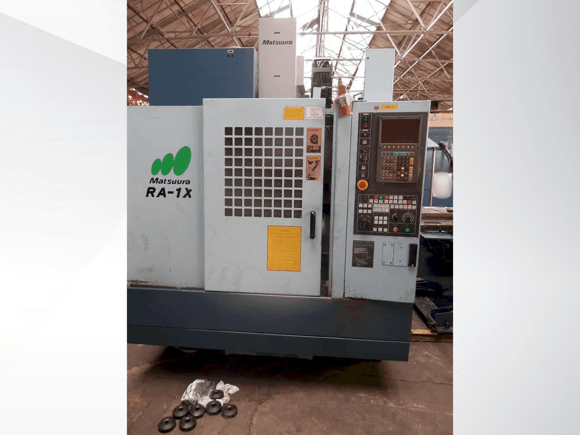 Matsuura RA-1X Twin Pallet Mašinos vaizdas iš priekio