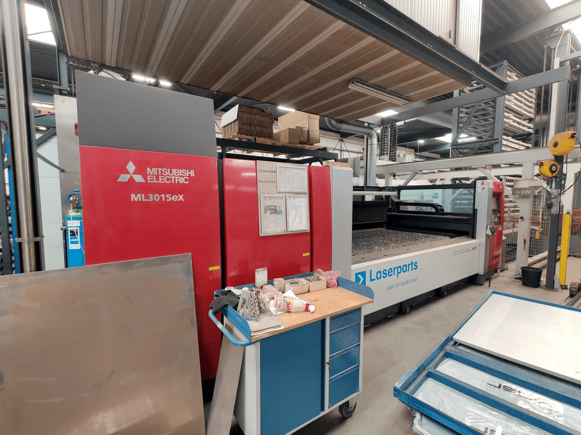 Mitsubishi ML3015eX(S2)-60XF Mašinos kairės pusės vaizdas