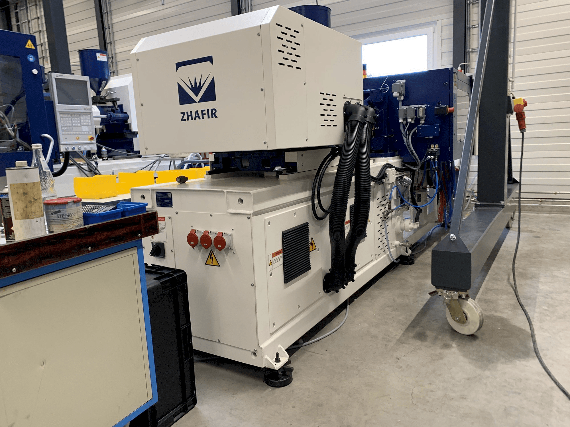 ZHAFIR ZERES 600 Haitian Mašinos vaizdas iš kairės pusės