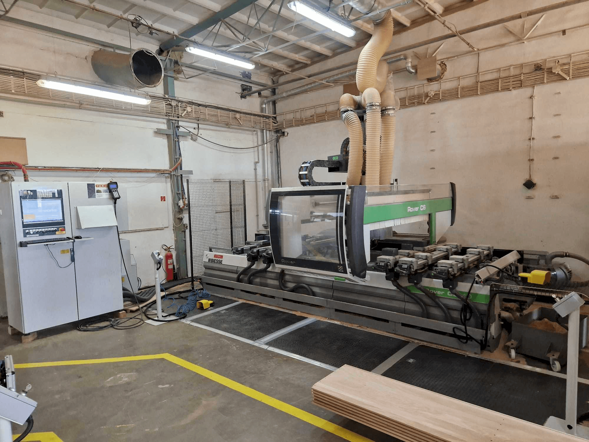 BIESSE ROVER C6.40 Mašinos vaizdas iš priekio