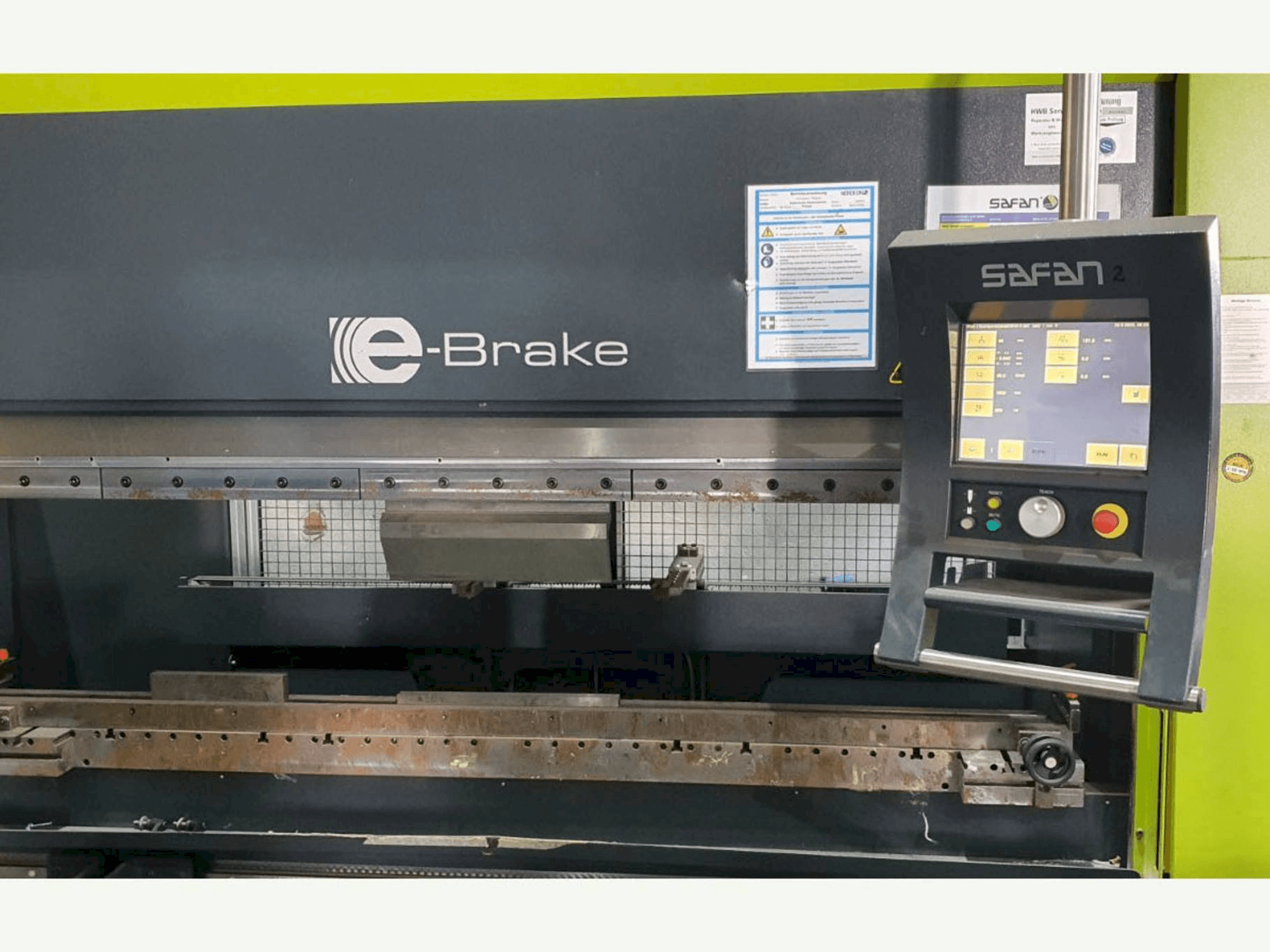 Safan E-brake 50-2050 ts1 Mašinos vaizdas iš priekio