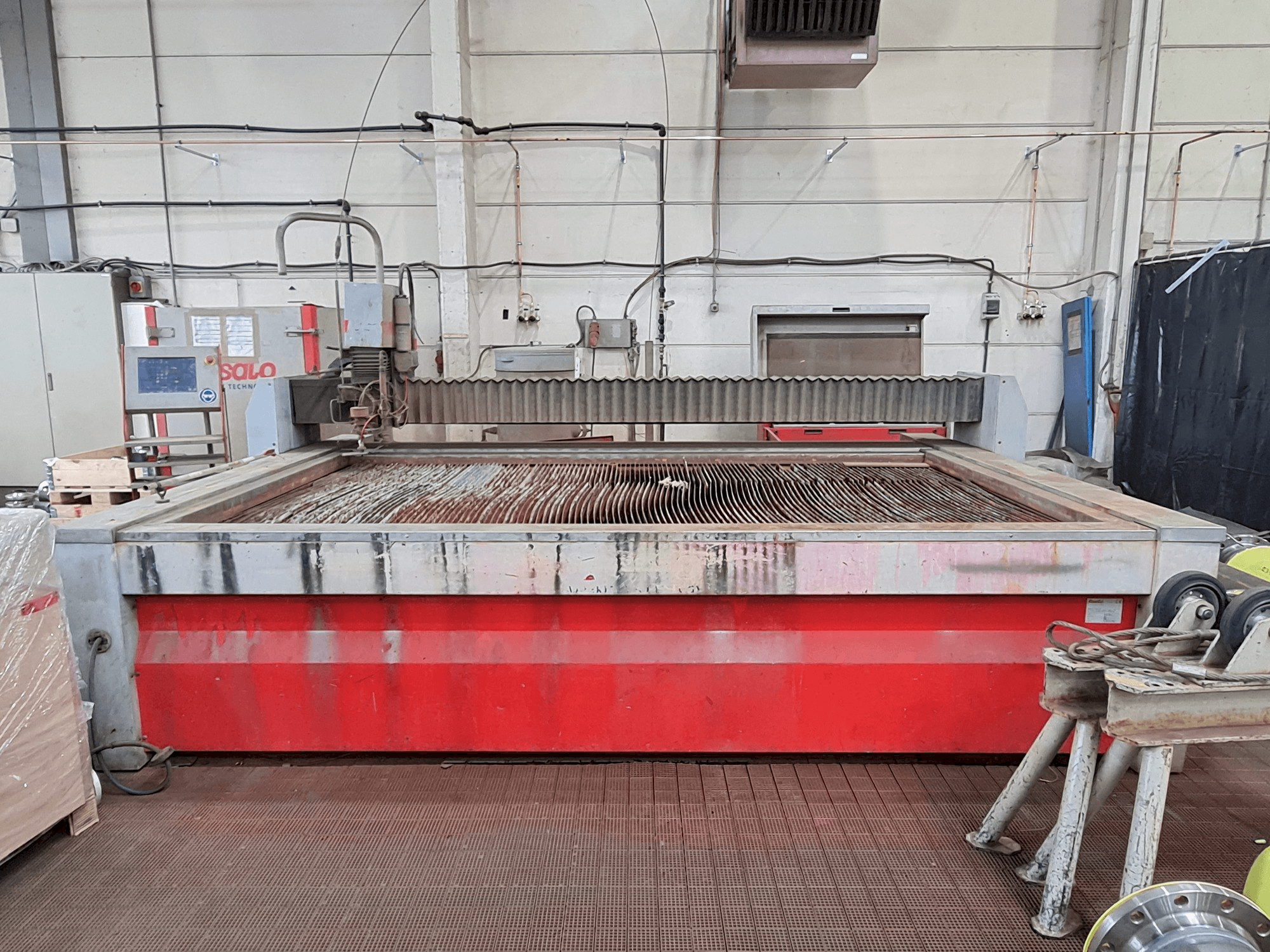 Resato R-LCM 3015-1 Mašinos vaizdas iš priekio