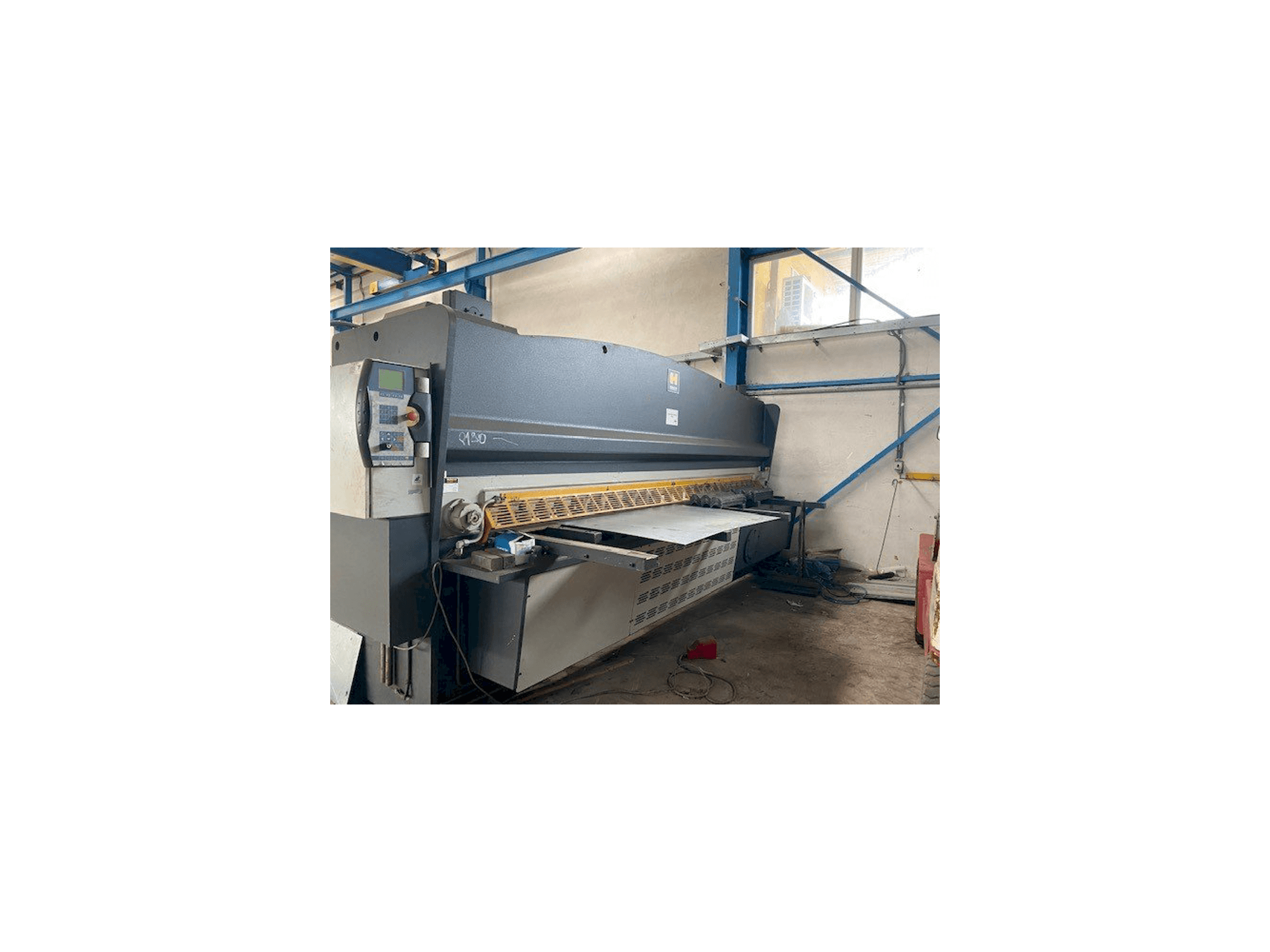 HACO HSLX 4014 Mašinos vaizdas iš priekio