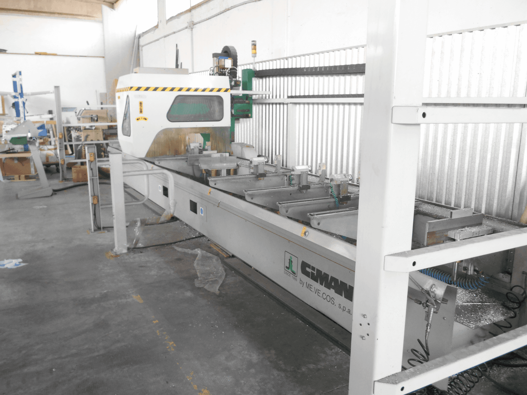 CIMAN Mizak 6.7 twin Mašinos vaizdas iš priekio