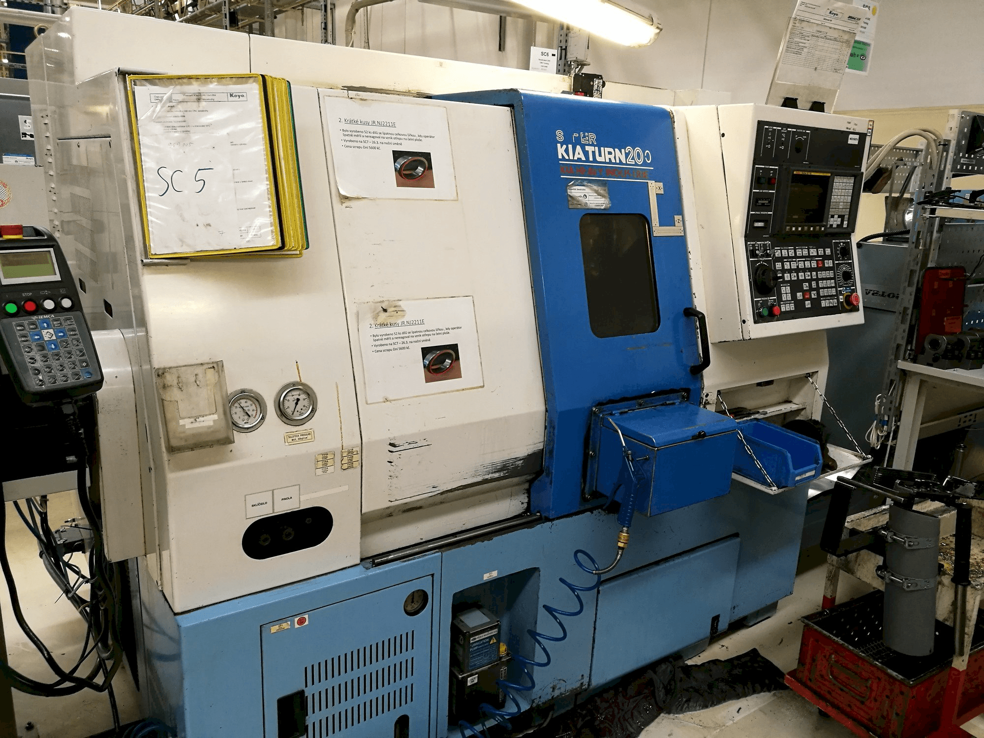 Kia Super Kia Turn 200 Mašinos vaizdas iš priekio