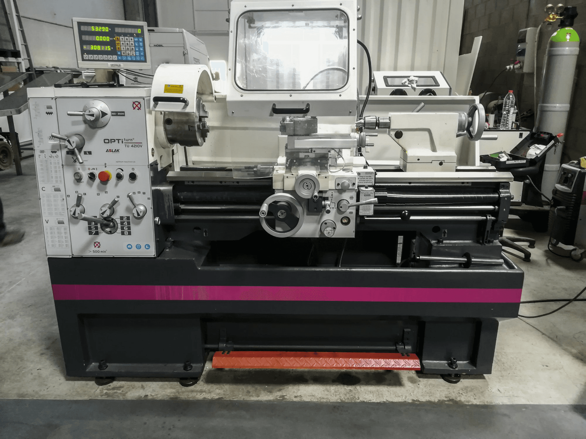 Optimum TU 4210V Mašinos vaizdas iš priekio