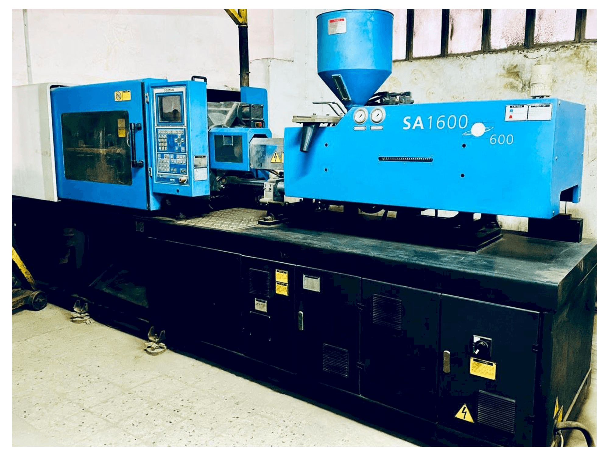 HAITIAN SA 1600-600 Mašinos vaizdas iš priekio