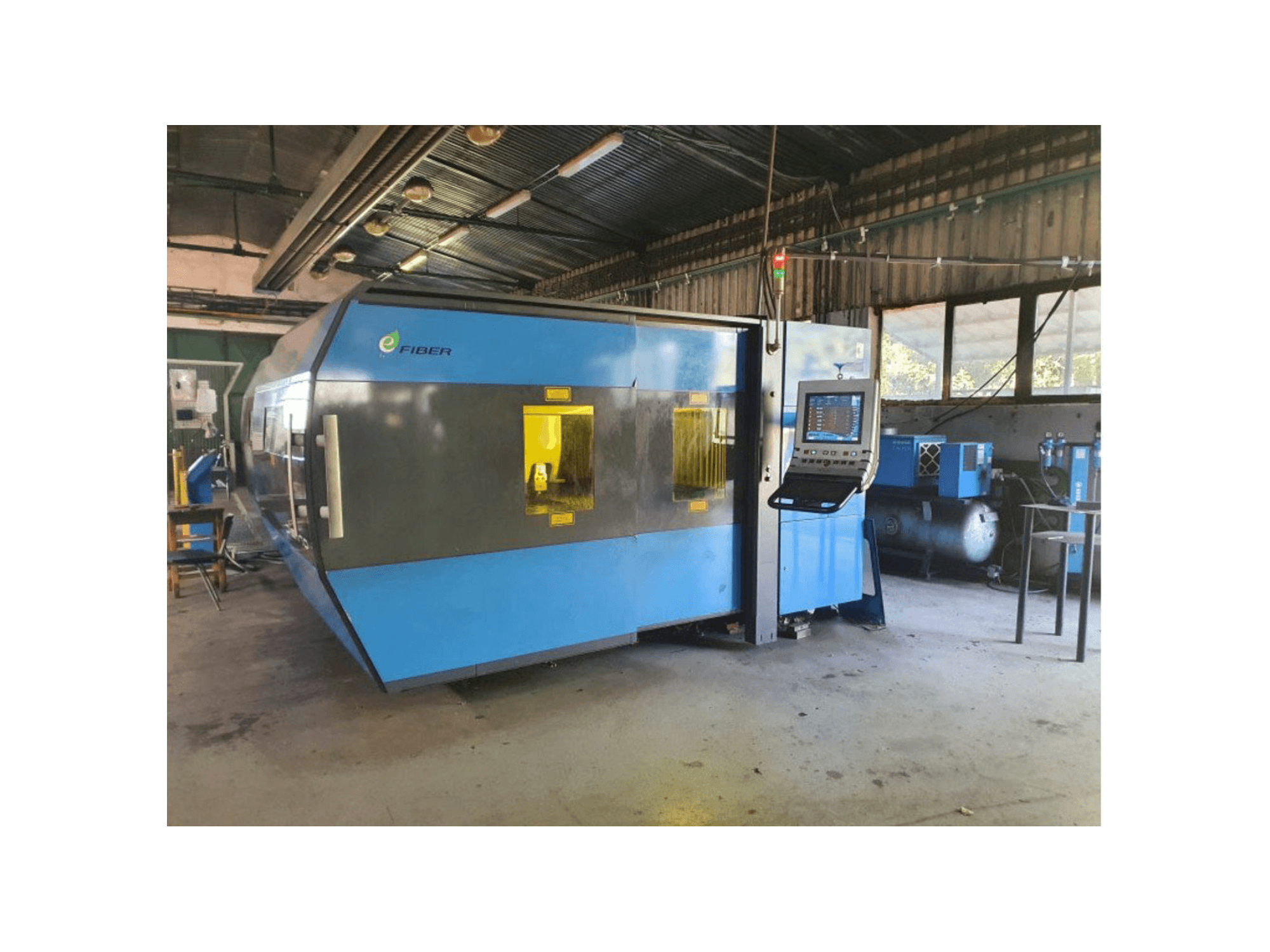 Prima Power Platino Fiber Mašinos vaizdas iš priekio