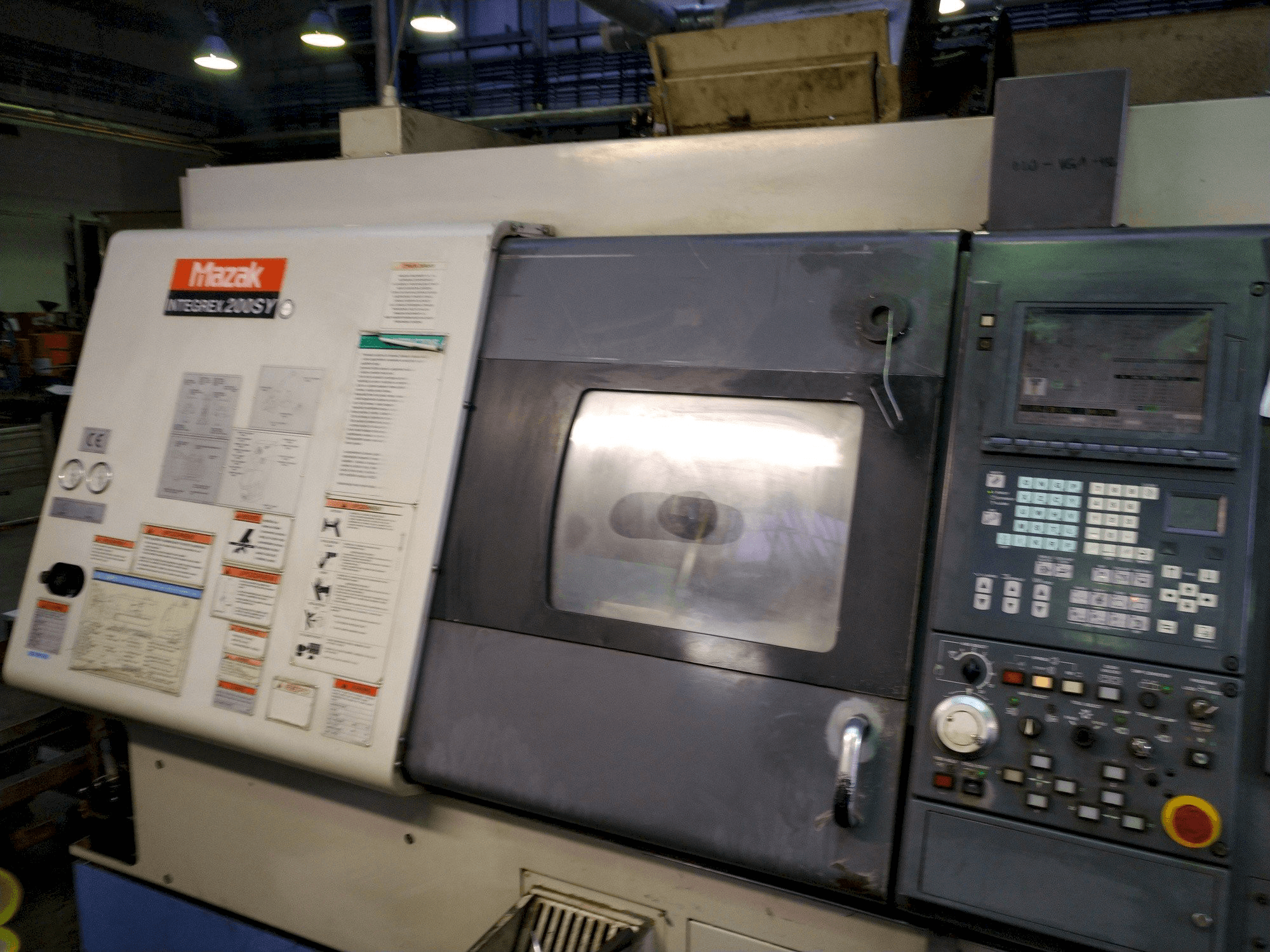 Mazak INTEGREX 200 SY Mašinos vaizdas iš priekio
