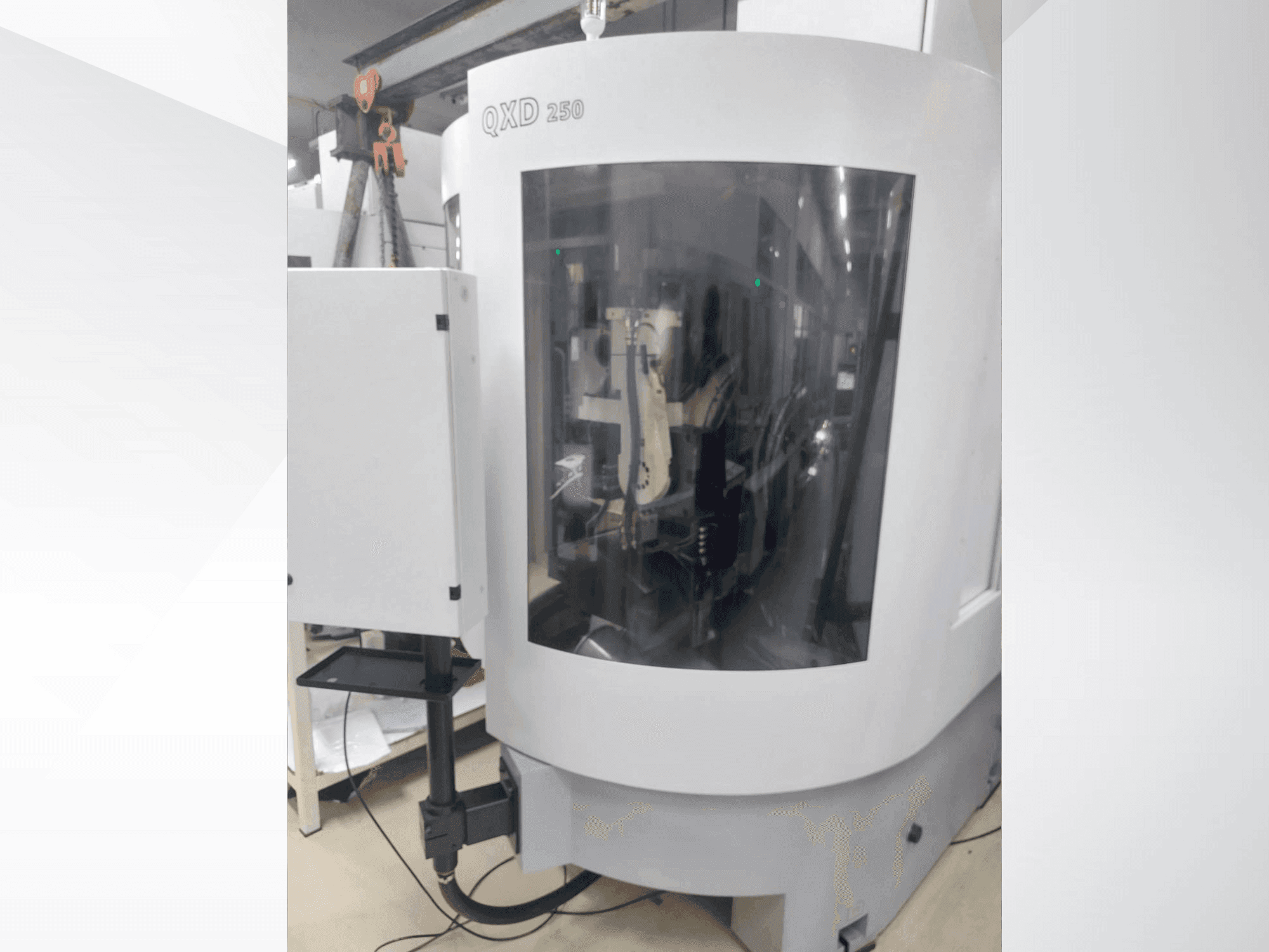 VOLLMER QXD 250 Mašinos vaizdas iš priekio