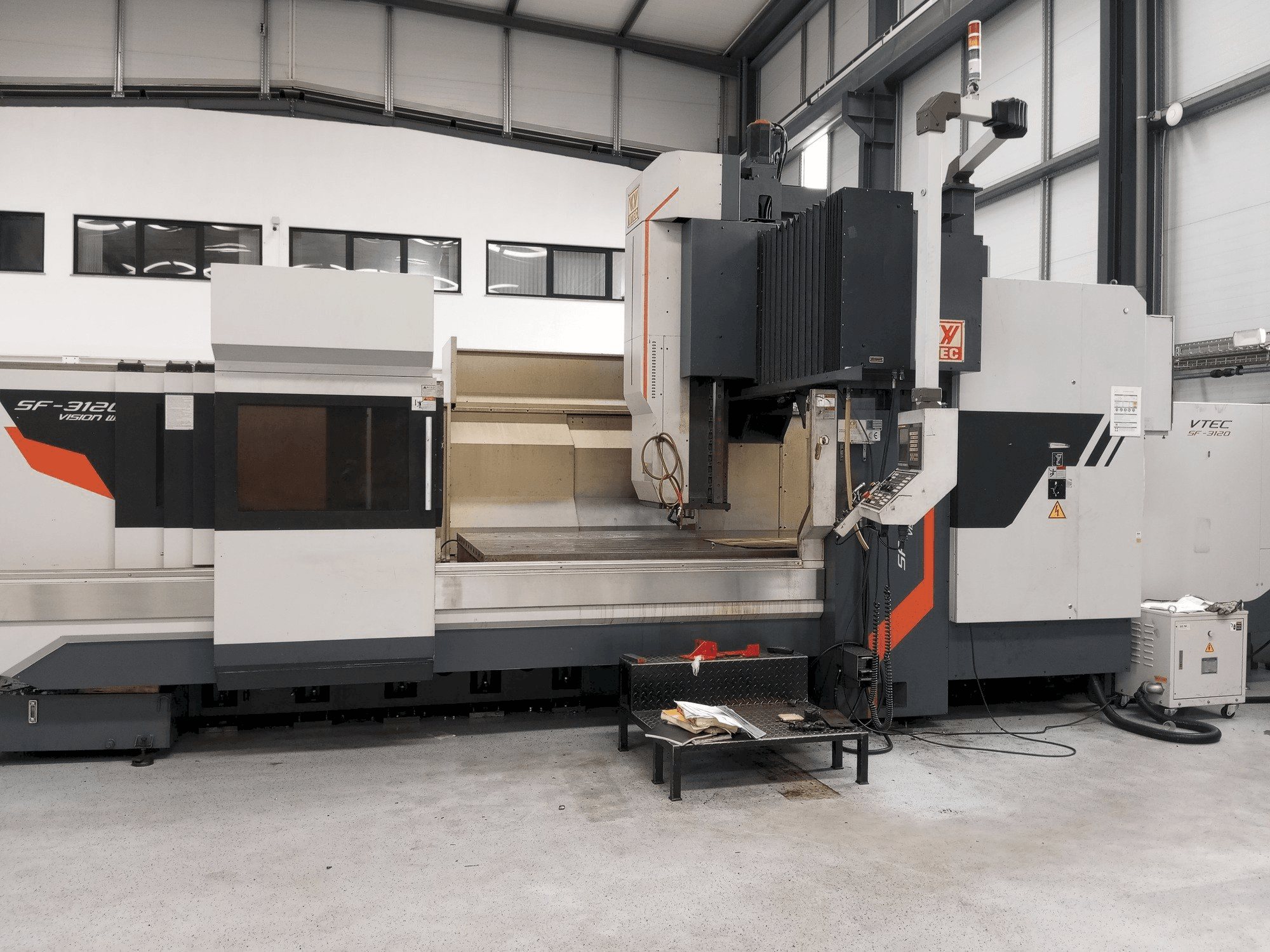 Vision Wide VTEC SF-3120 Mašinos vaizdas iš priekio