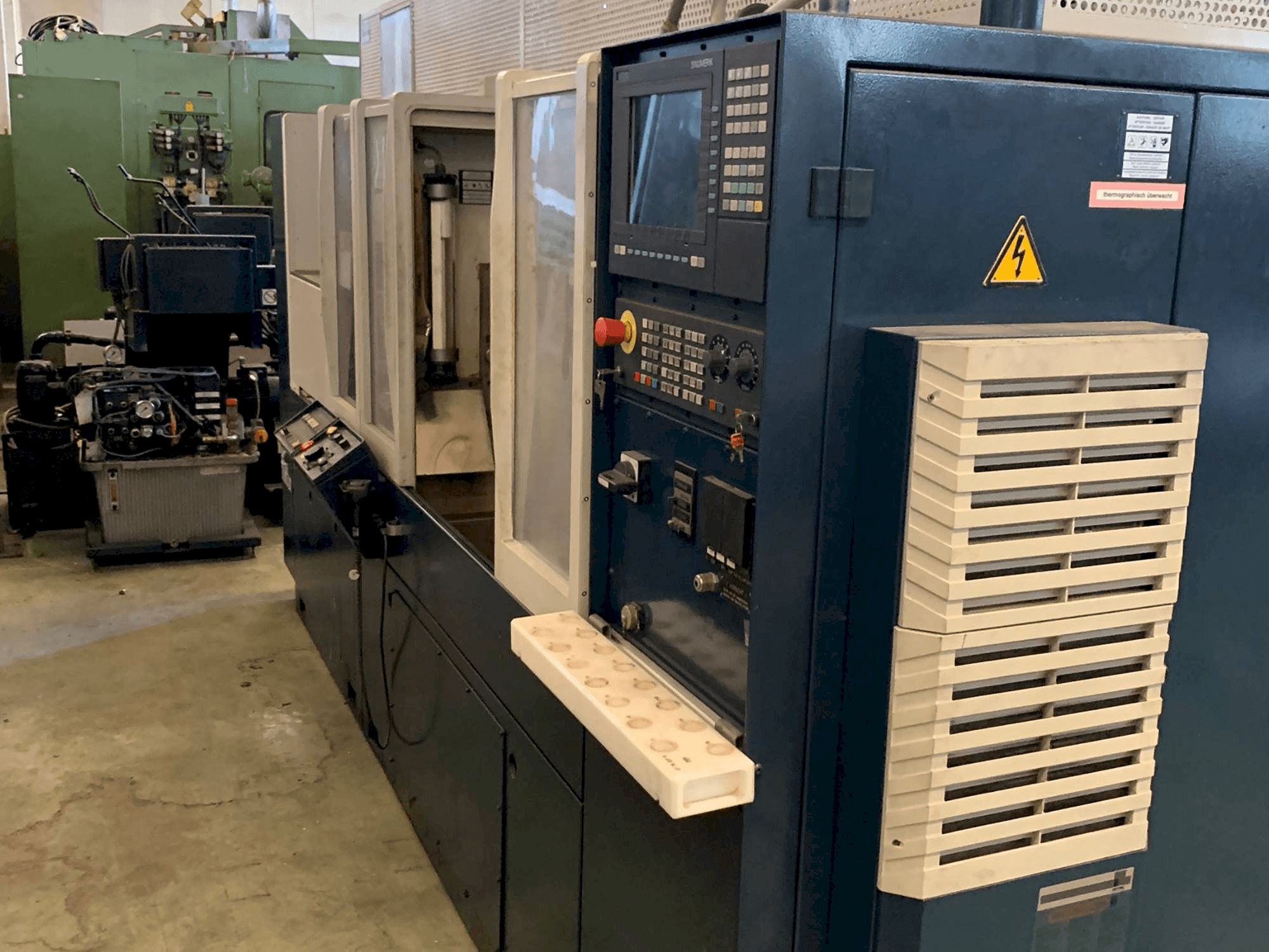 SPINNER PD 48 Mašinos vaizdas iš priekio