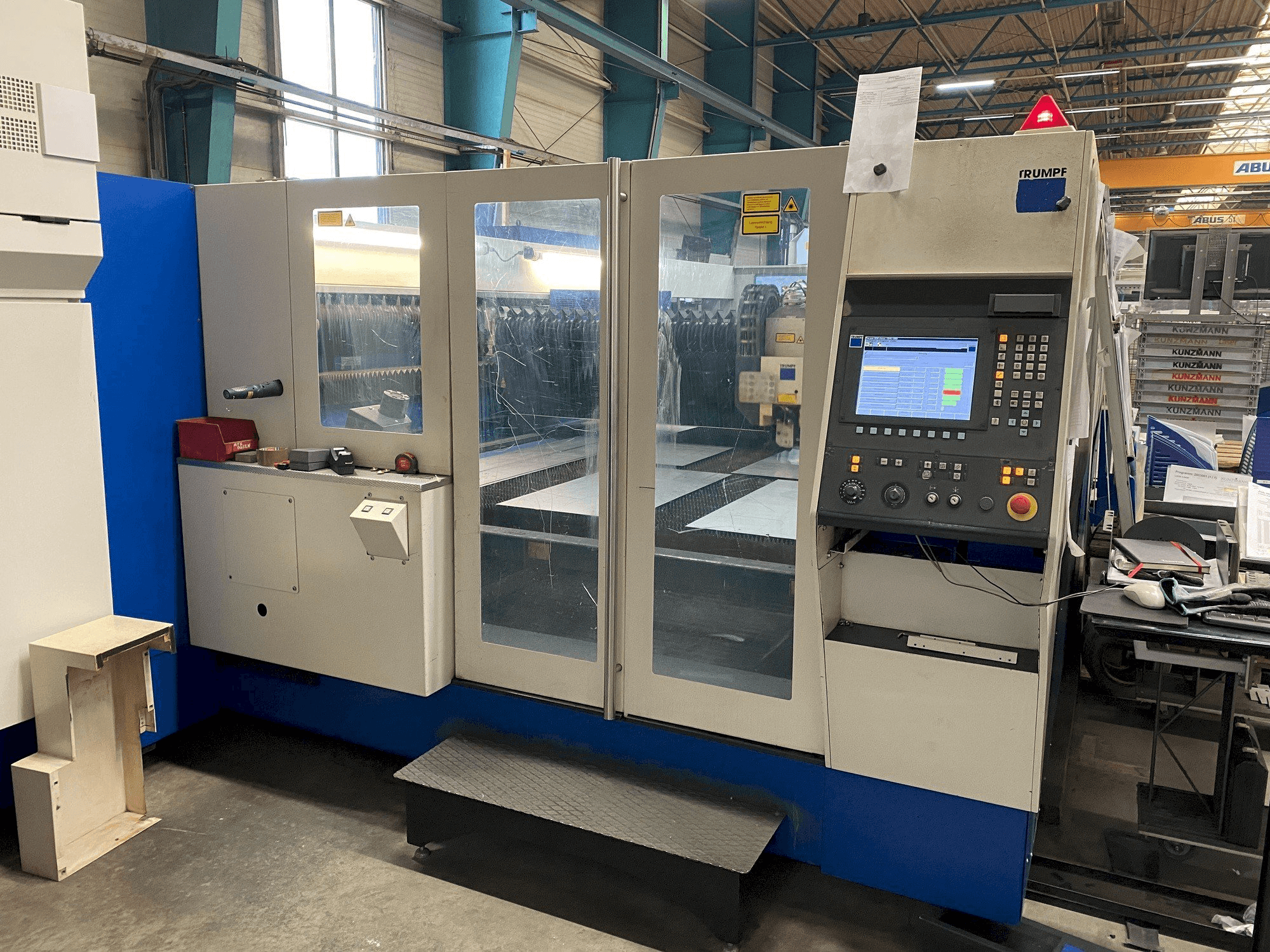 Trumpf laser 5040 Mašinos vaizdas iš priekio