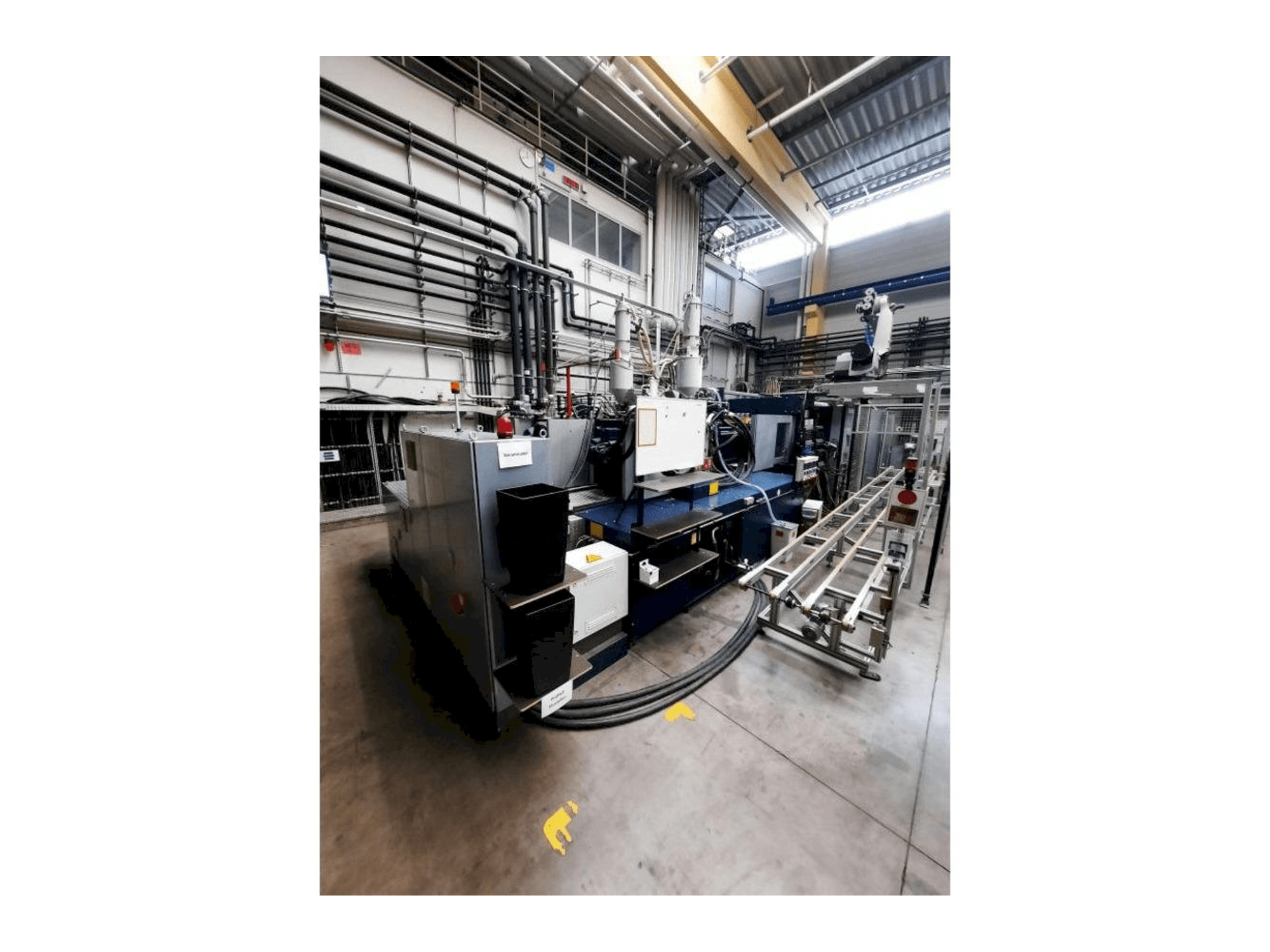 Battenfeld HM13000/9200/7700 Mašinos vaizdas iš priekio