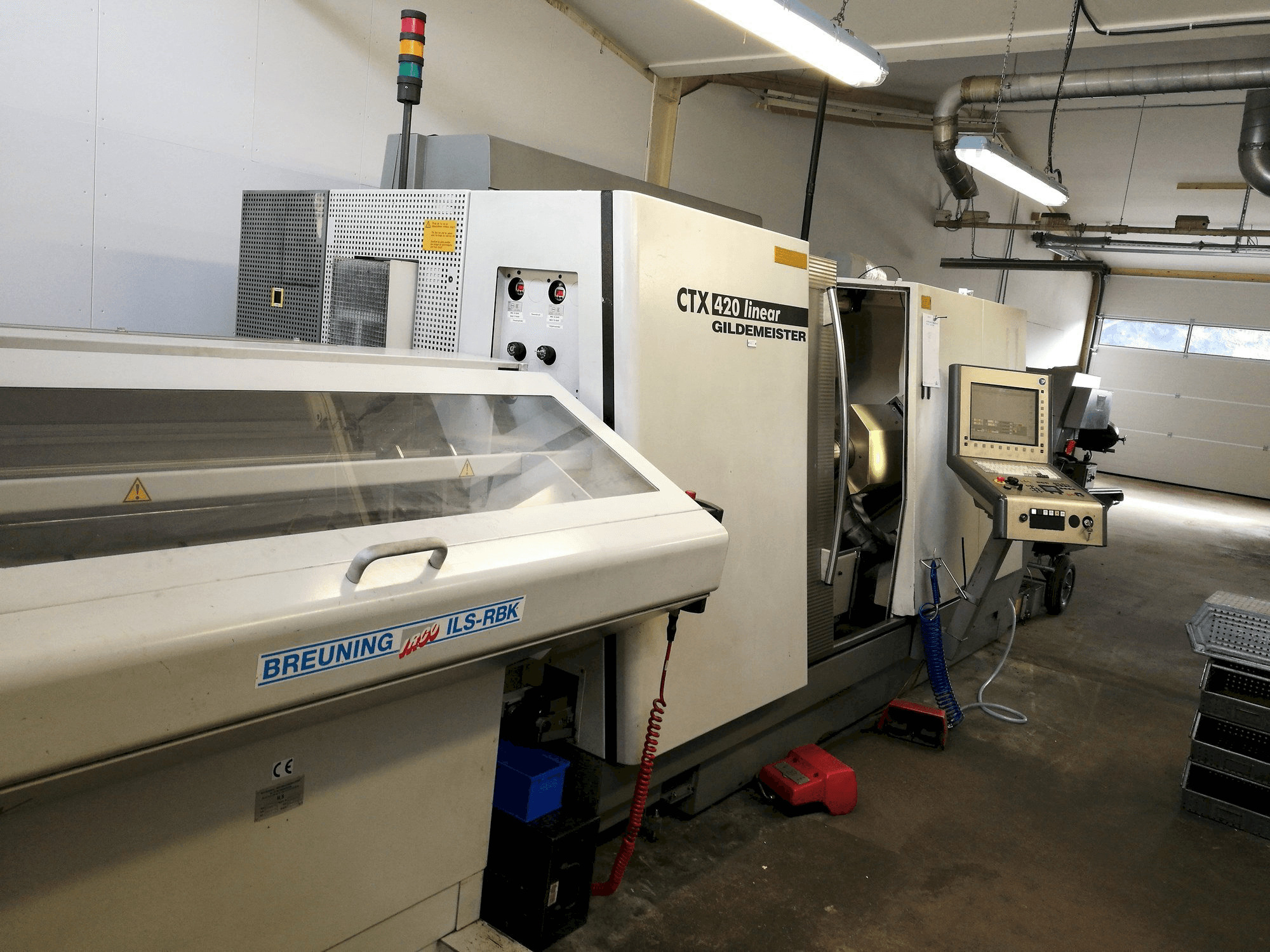 Gildemeister CTX 420 linear / V6 Mašinos vaizdas iš priekio