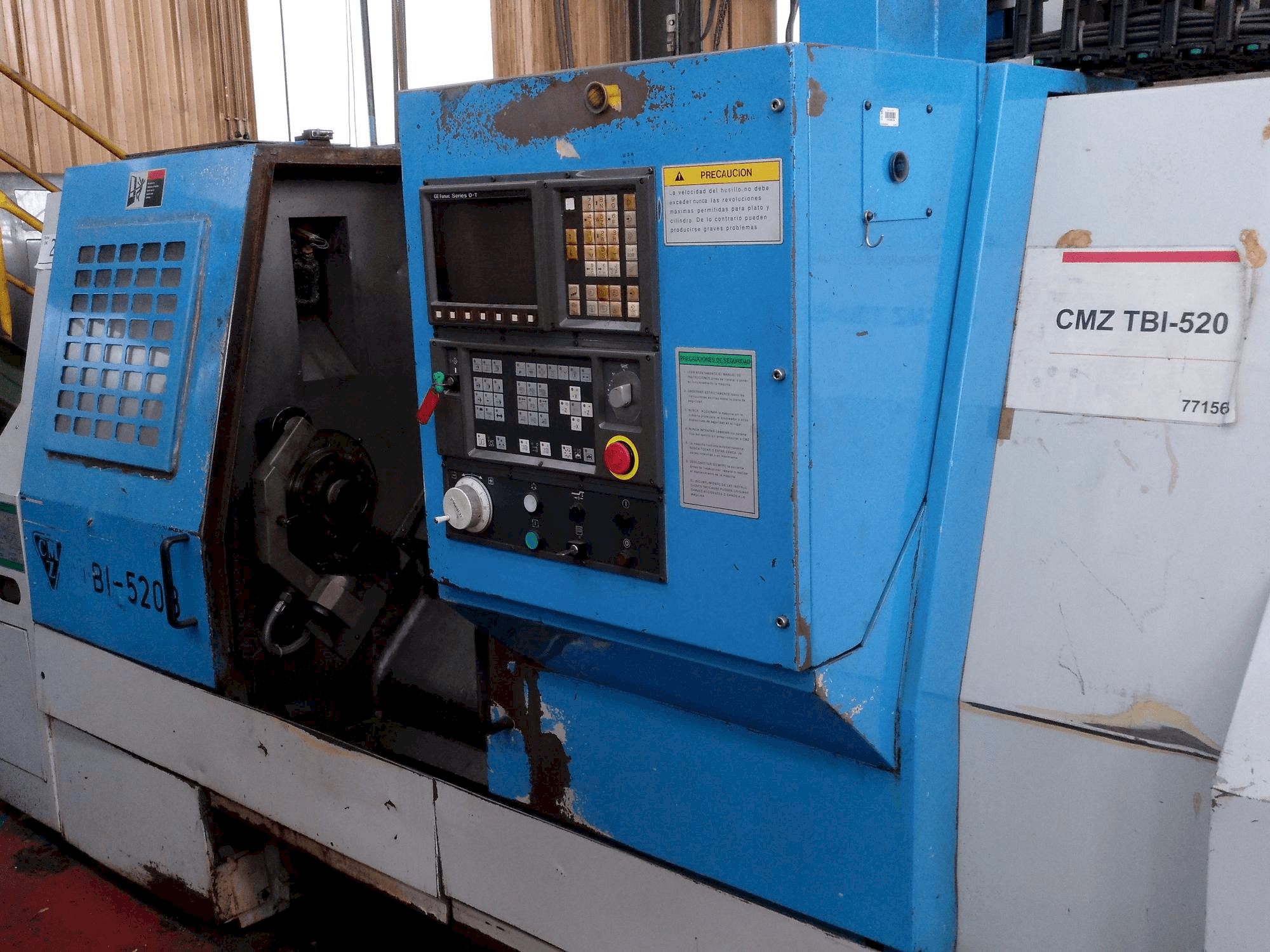 CMZ TBI 520 Mašinos vaizdas iš priekio