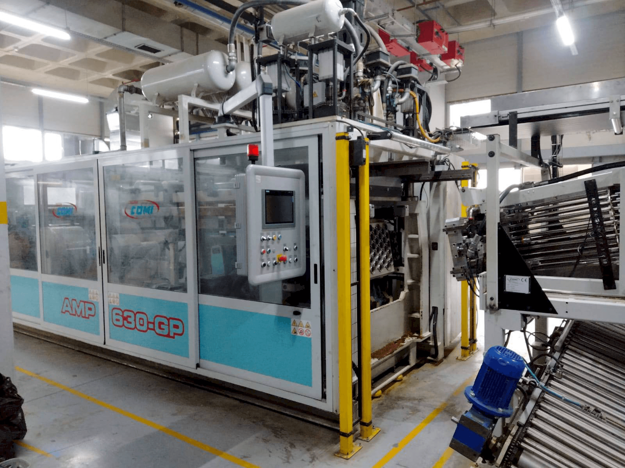 AMUT COMI AMP 630 GP/FL Mašinos vaizdas iš priekio