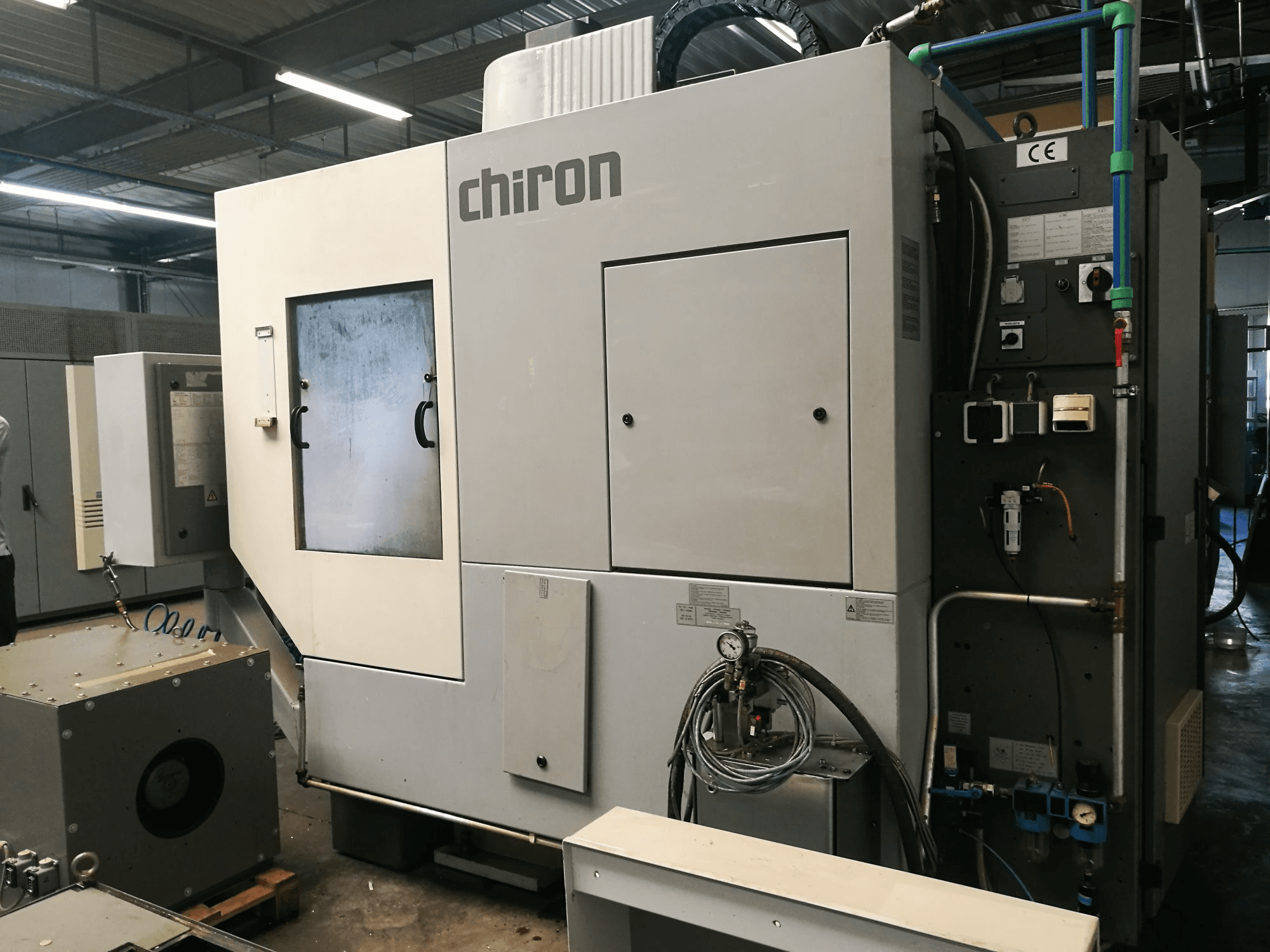 Chiron FZ 18 S Mašinos vaizdas iš priekio