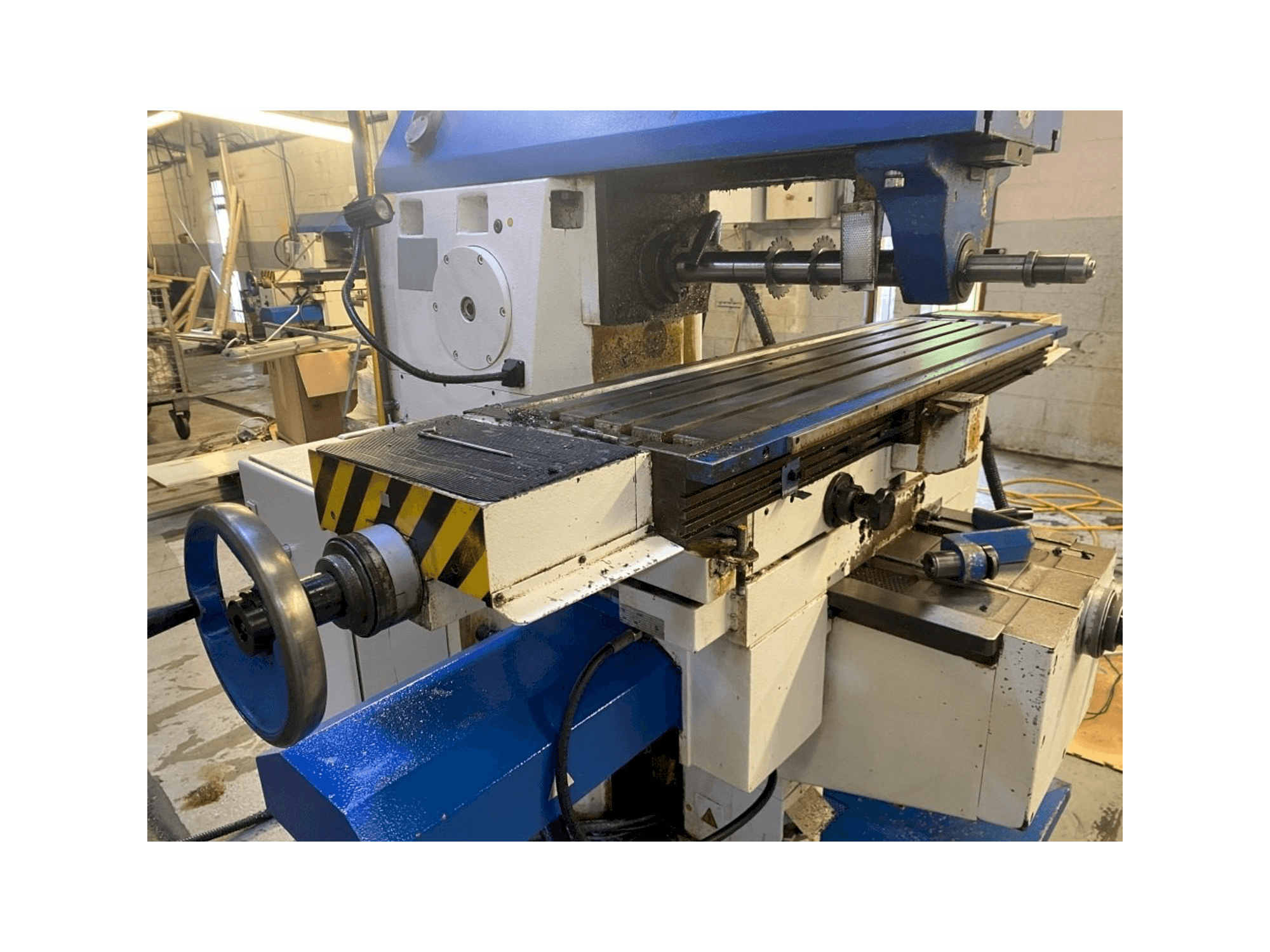 TOS Olomouc FGU 32 Mašinos vaizdas iš priekio