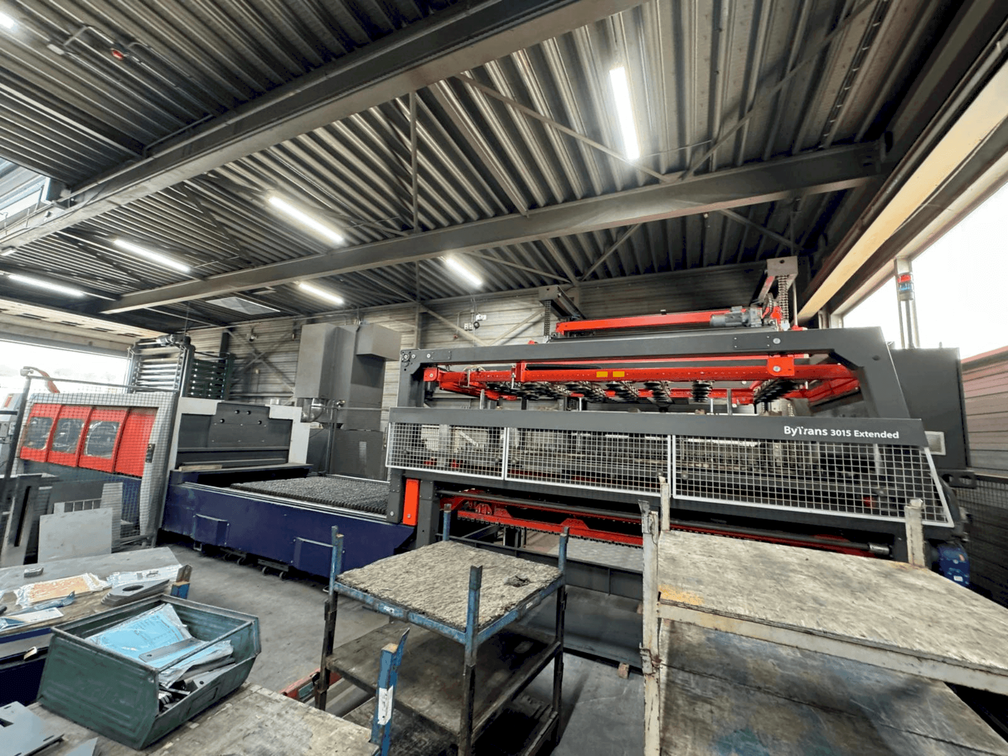 Bystronic Bytower 3015 + Bytrans Extended 3015 Mašinos vaizdas iš priekio