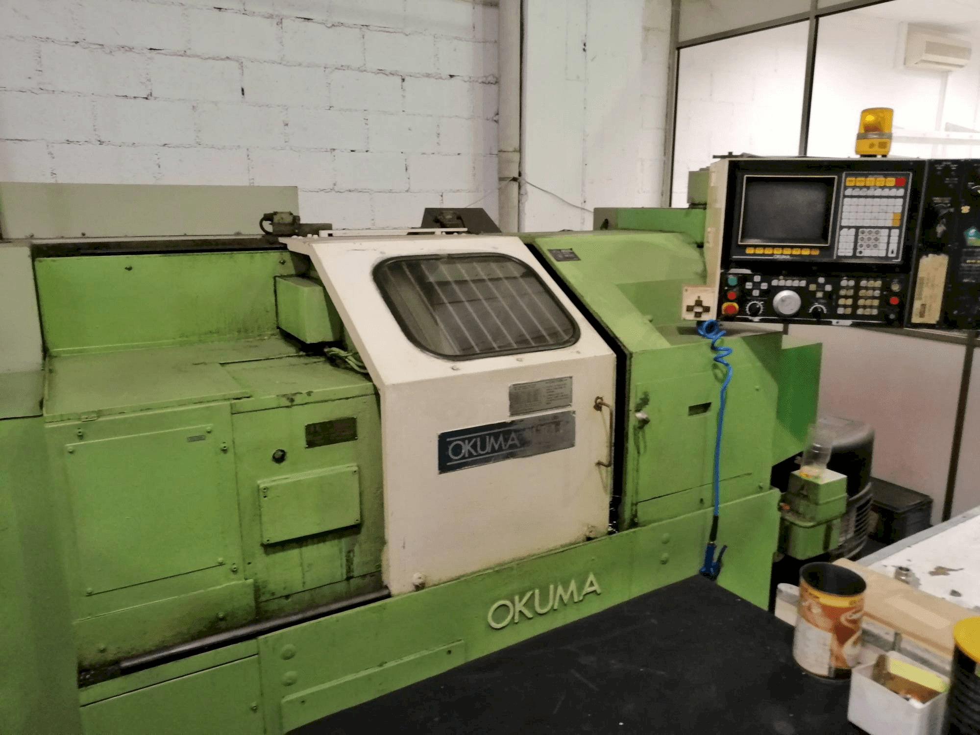 Okuma LB15 Mašinos vaizdas iš priekio