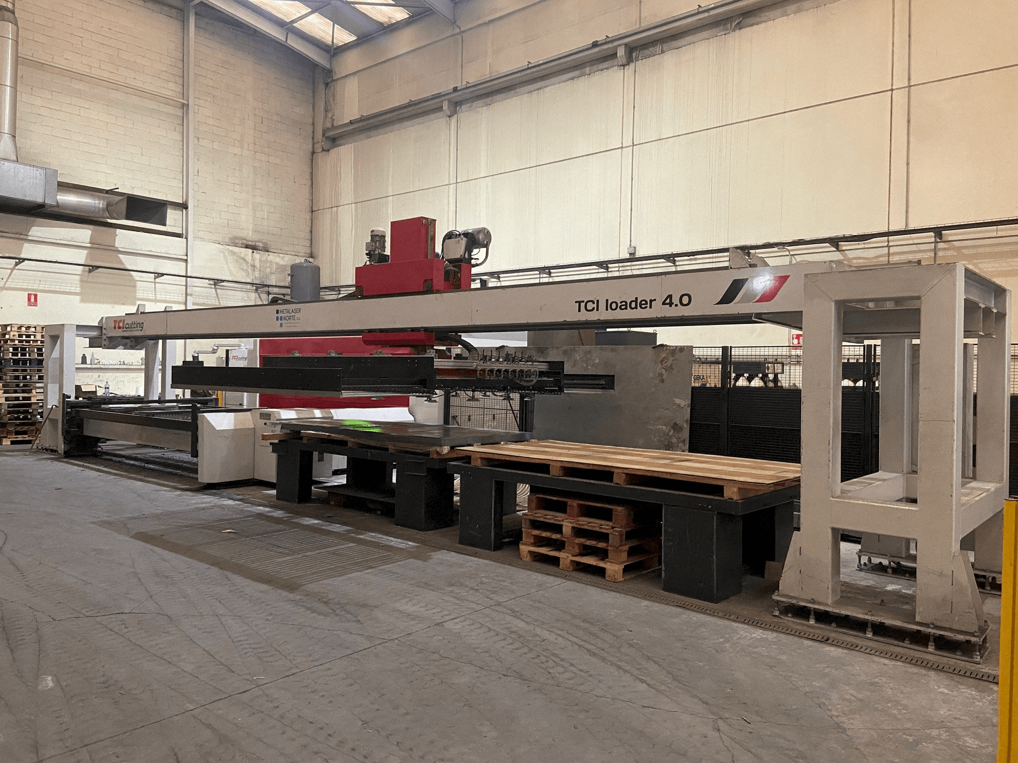 TCI Smartline Fiber 4020 Mašinos vaizdas iš priekio