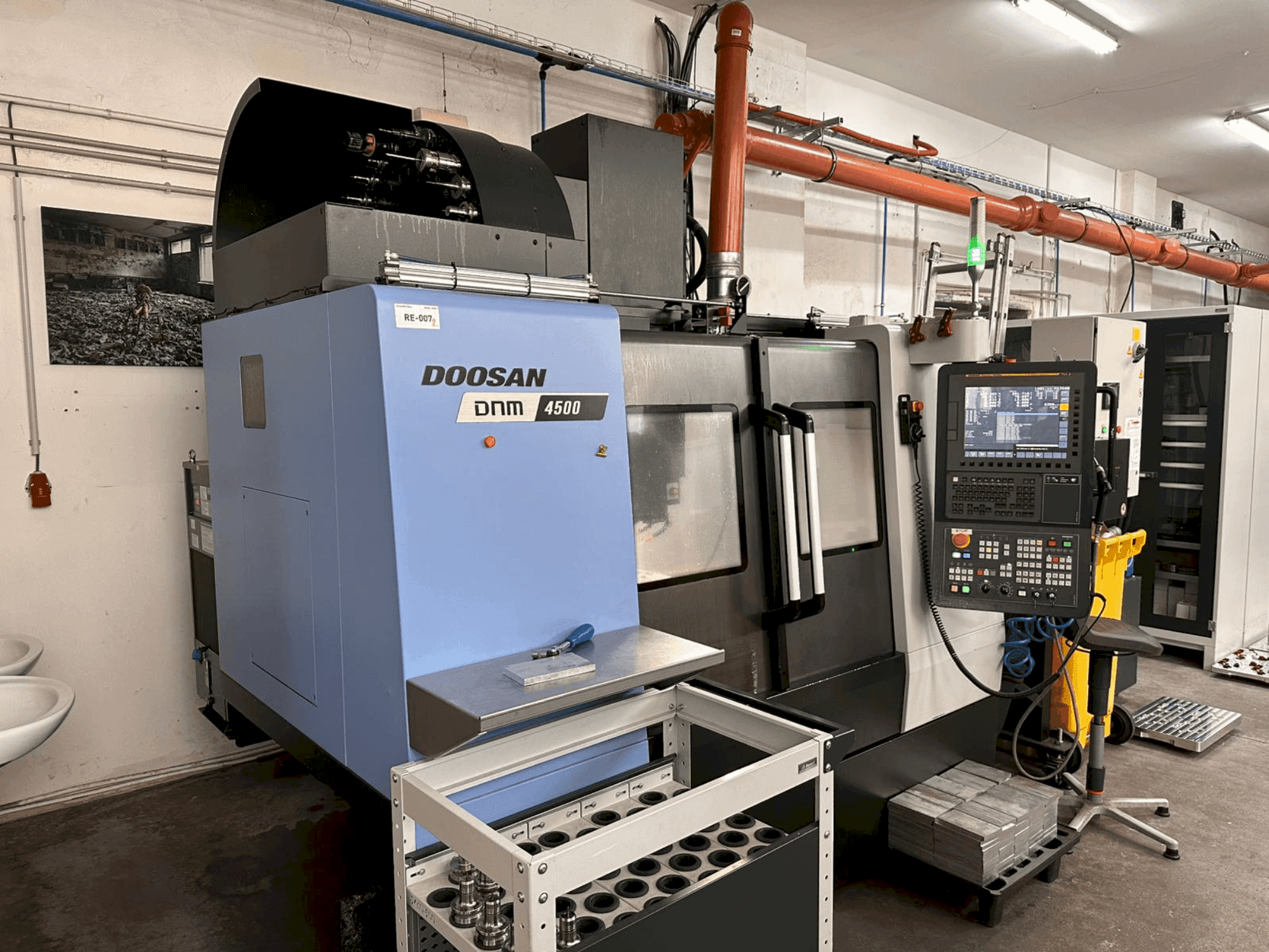 DOOSAN DNM 4500 Mašinos vaizdas iš priekio