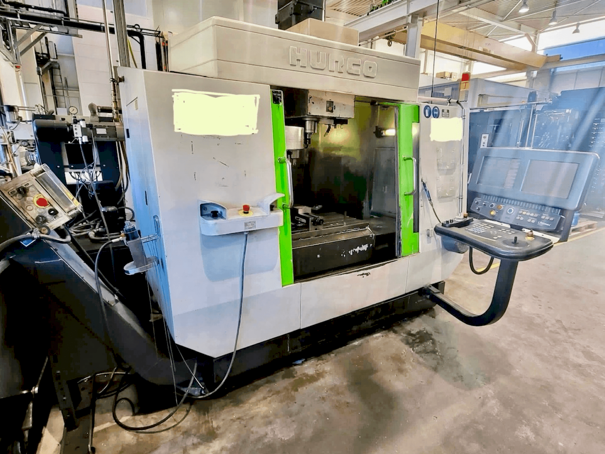 Hurco BCM4020 Mašinos vaizdas iš priekio