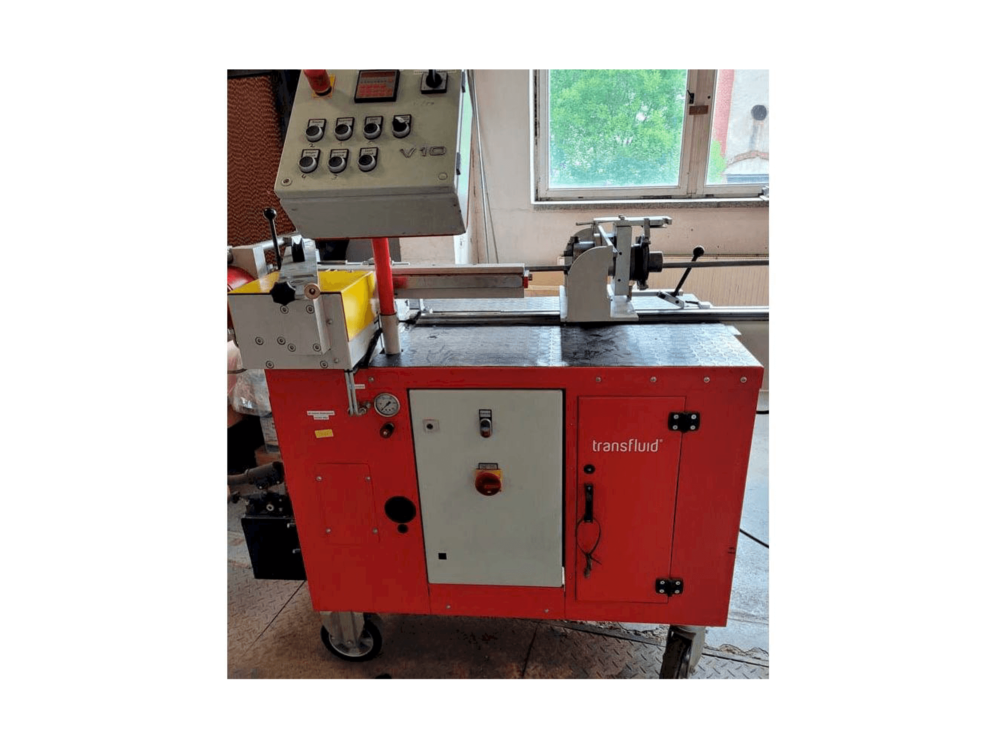 Transfluid DB 2060-K Mašinos vaizdas iš priekio