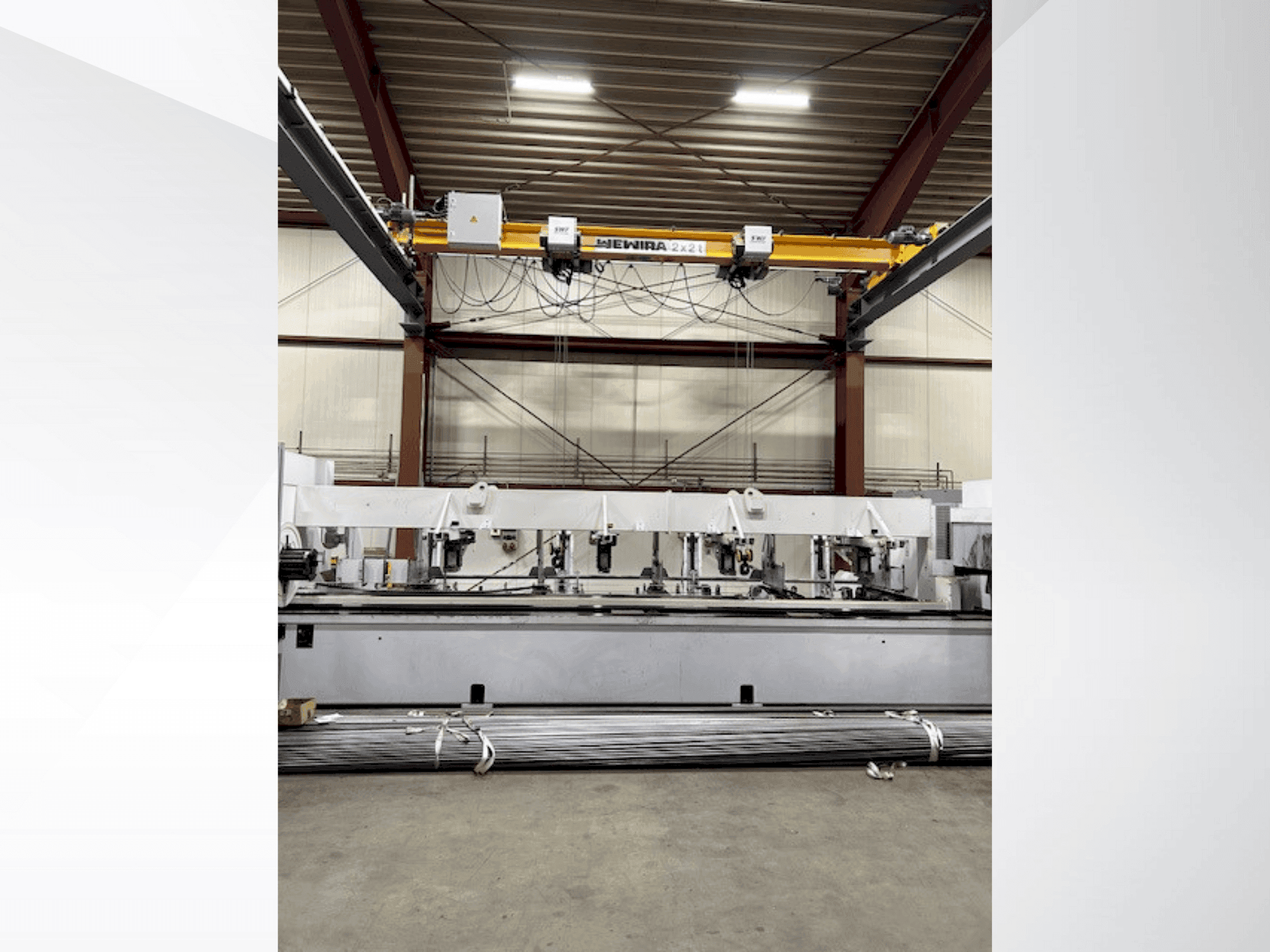 TRUMPF Tru Laser Tube 3000 Fiber Mašinos vaizdas iš priekio