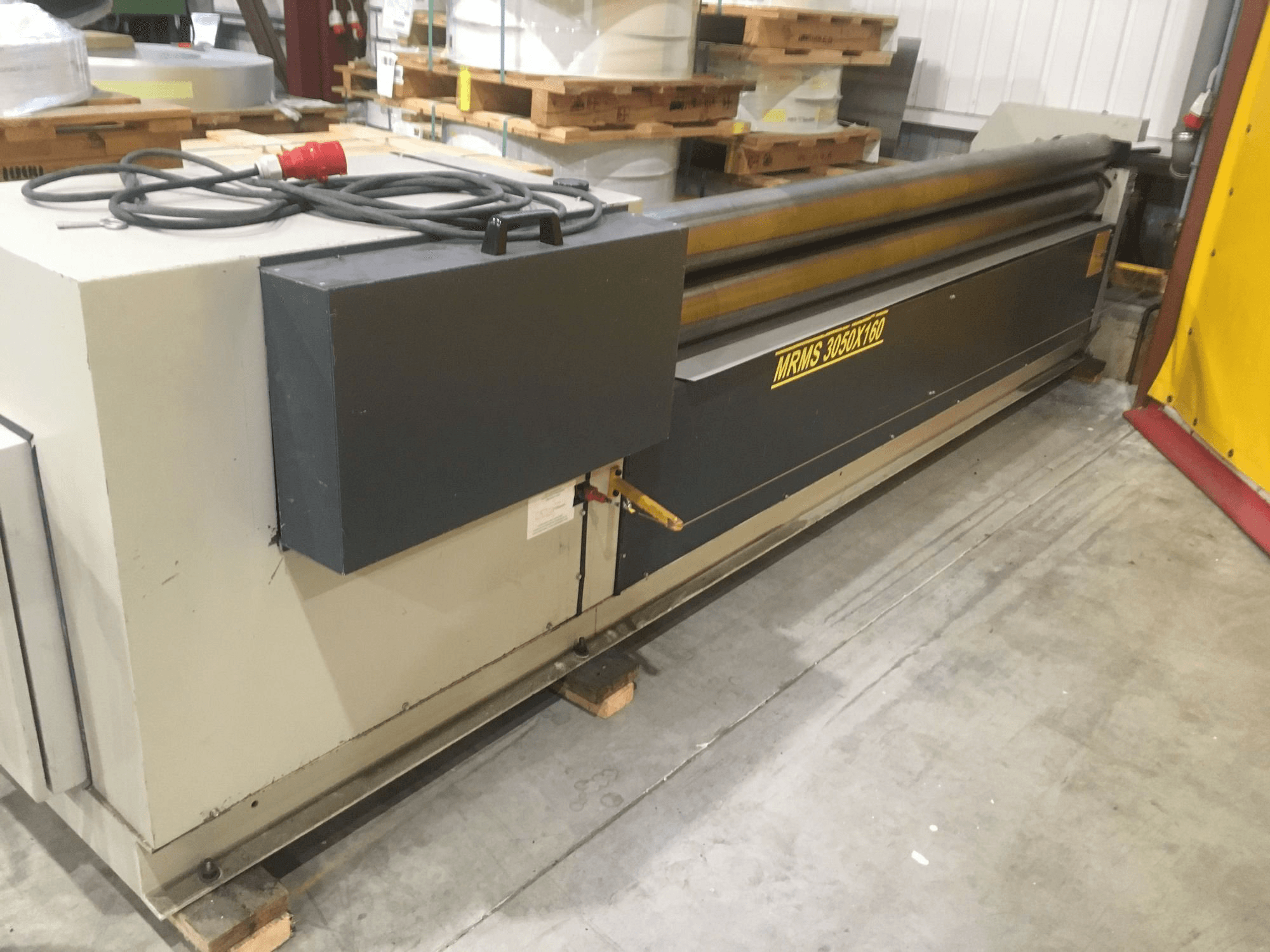 Sahinler MRM-S 3050X160 Mašinos vaizdas iš priekio