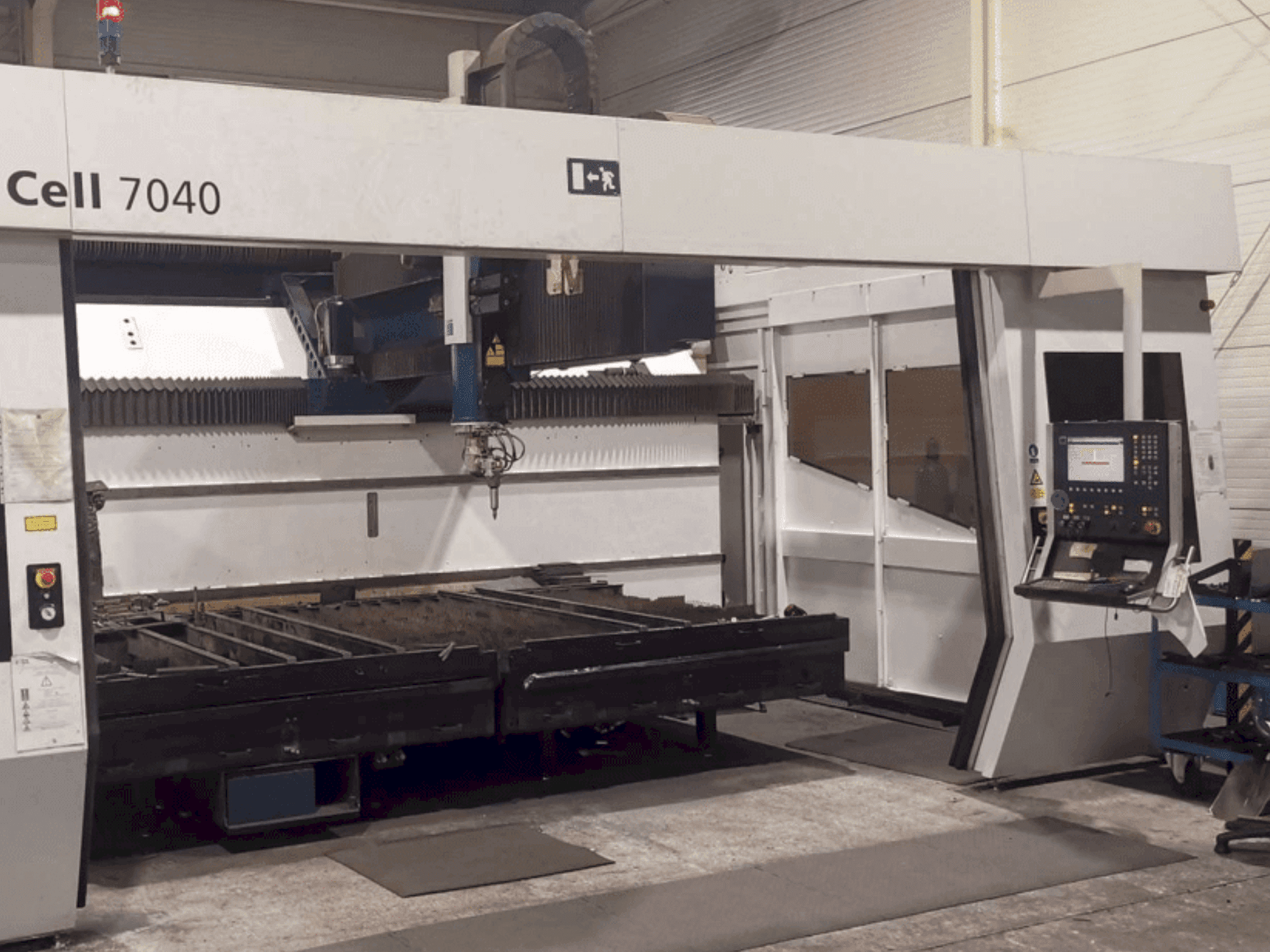 TRUMPF TruLaser Cell 7040 Mašinos vaizdas iš priekio