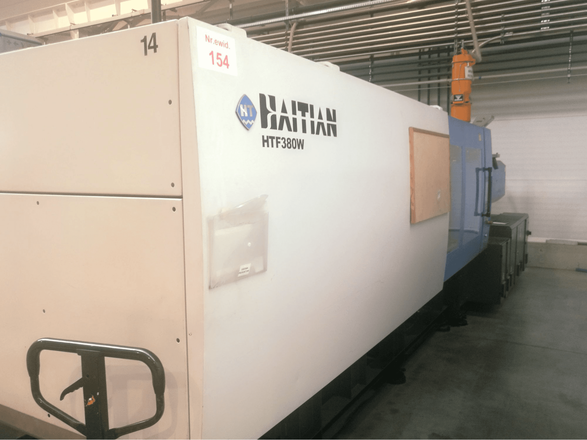 HAITIAN HFT 380 W Mašinos vaizdas iš kairės pusės