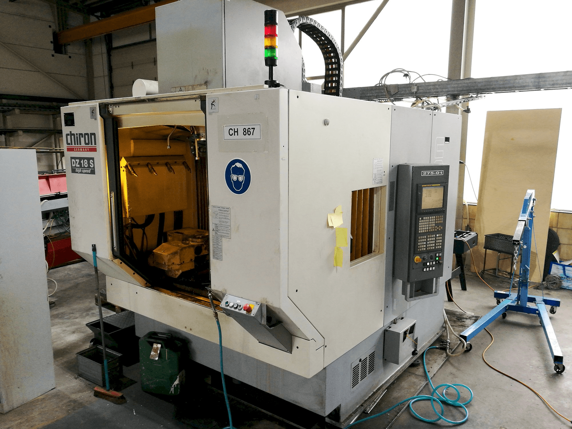 Chiron DZ 18 S Mašinos kairės pusės vaizdas