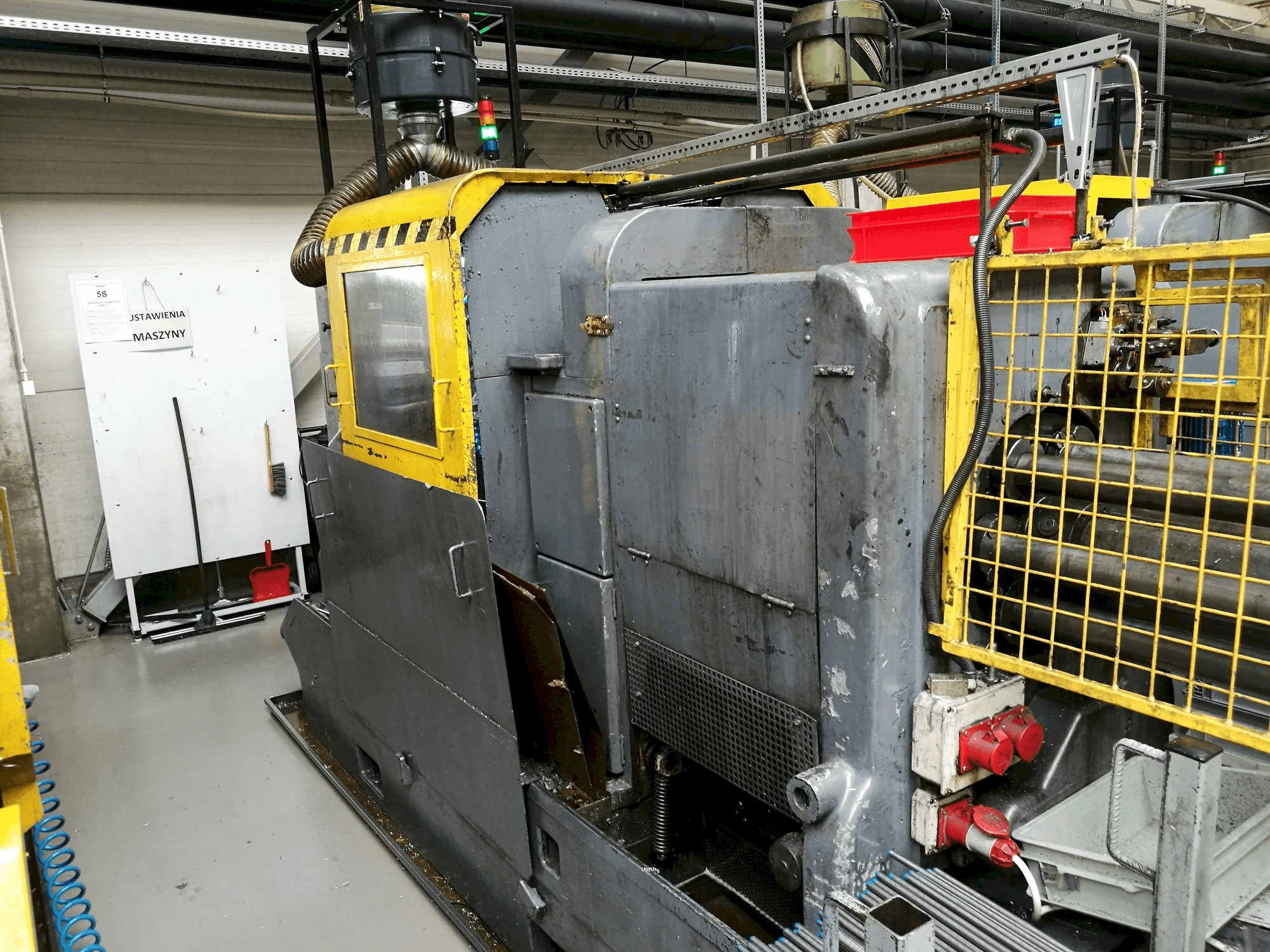 Wickman 1 3/8"-6 Mašinos vaizdas iš priekio