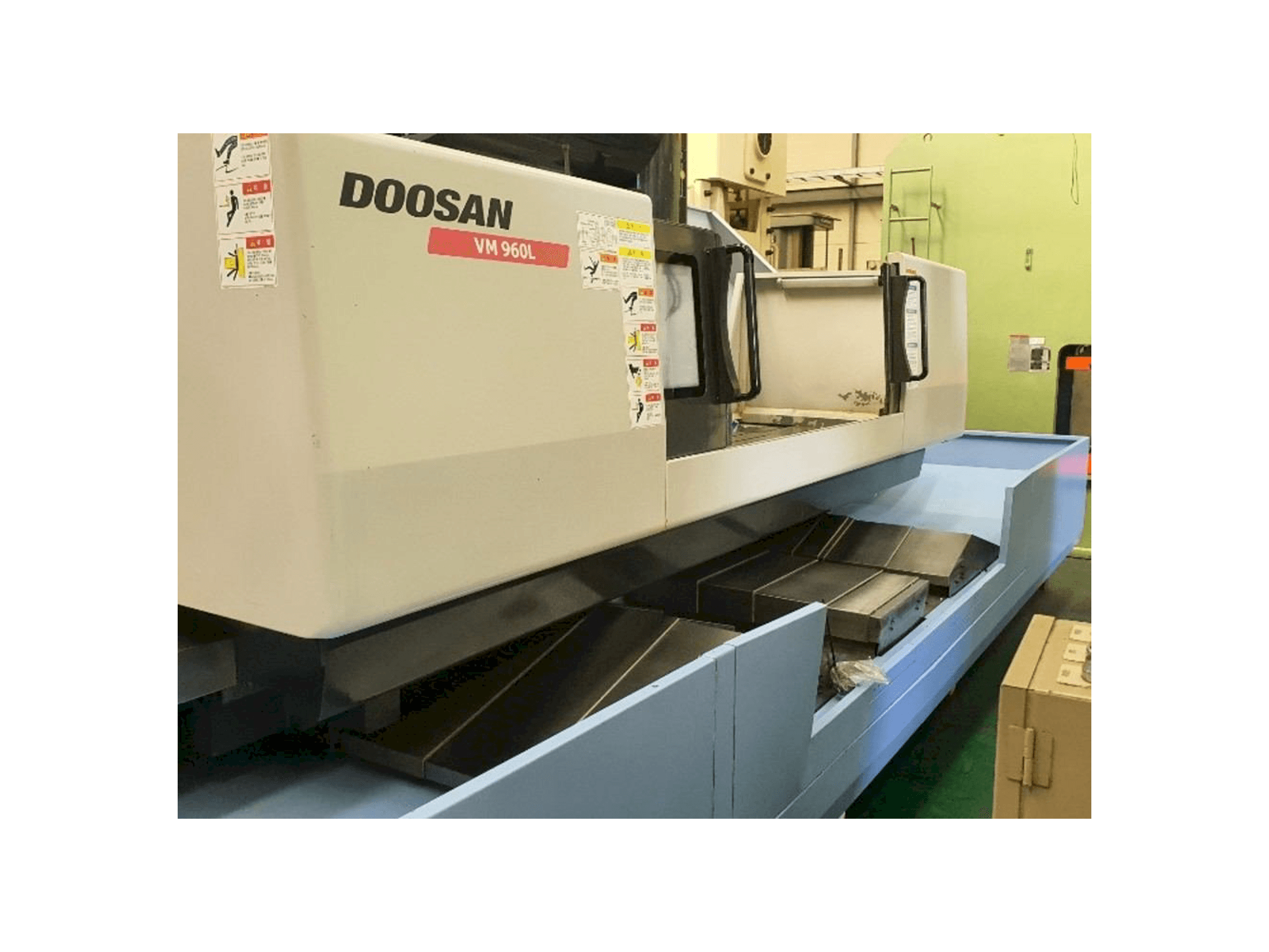 Doosan VM 960L Mašinos vaizdas iš priekio