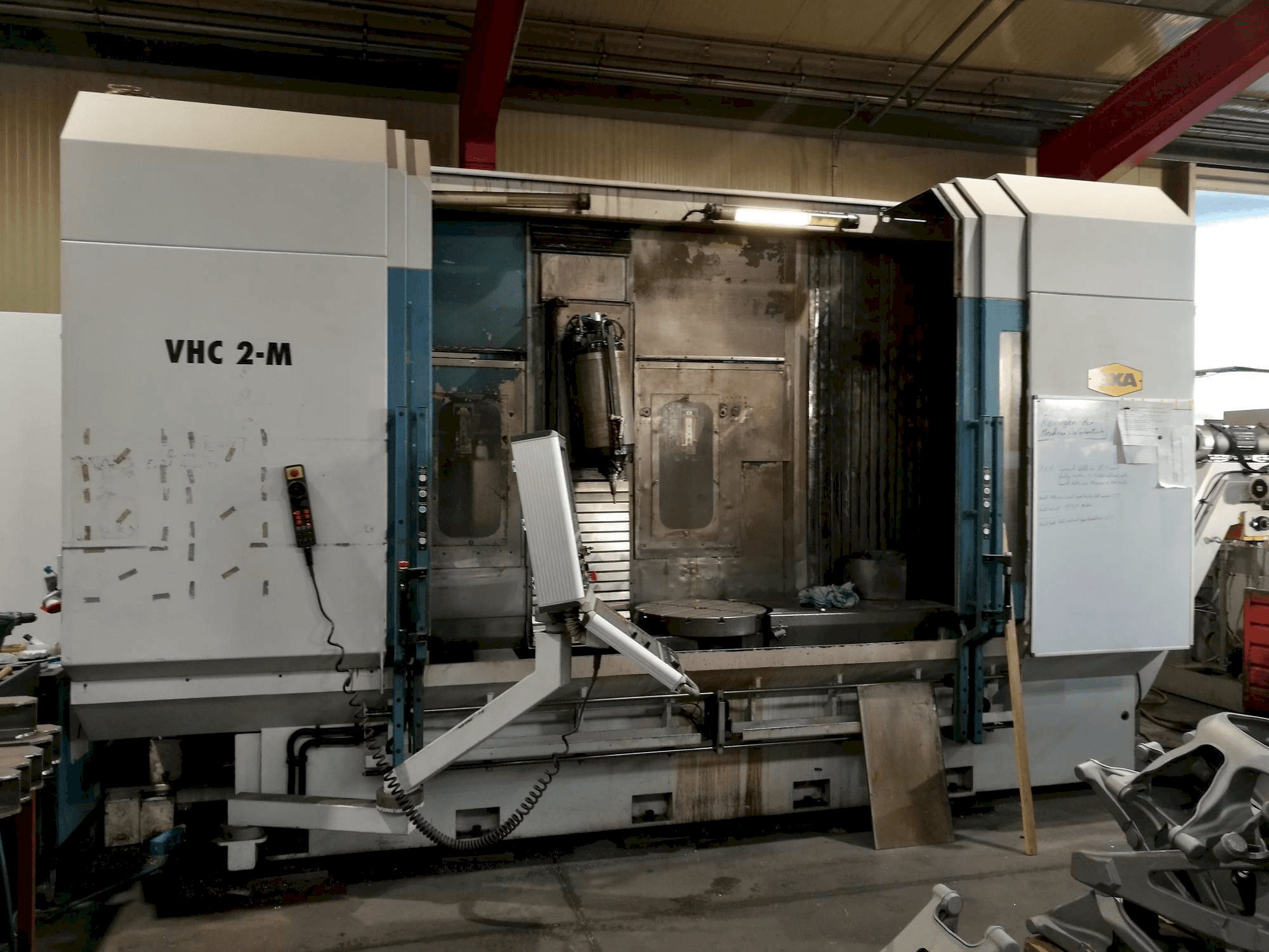 AXA VHC 2-M Mašinos vaizdas iš priekio