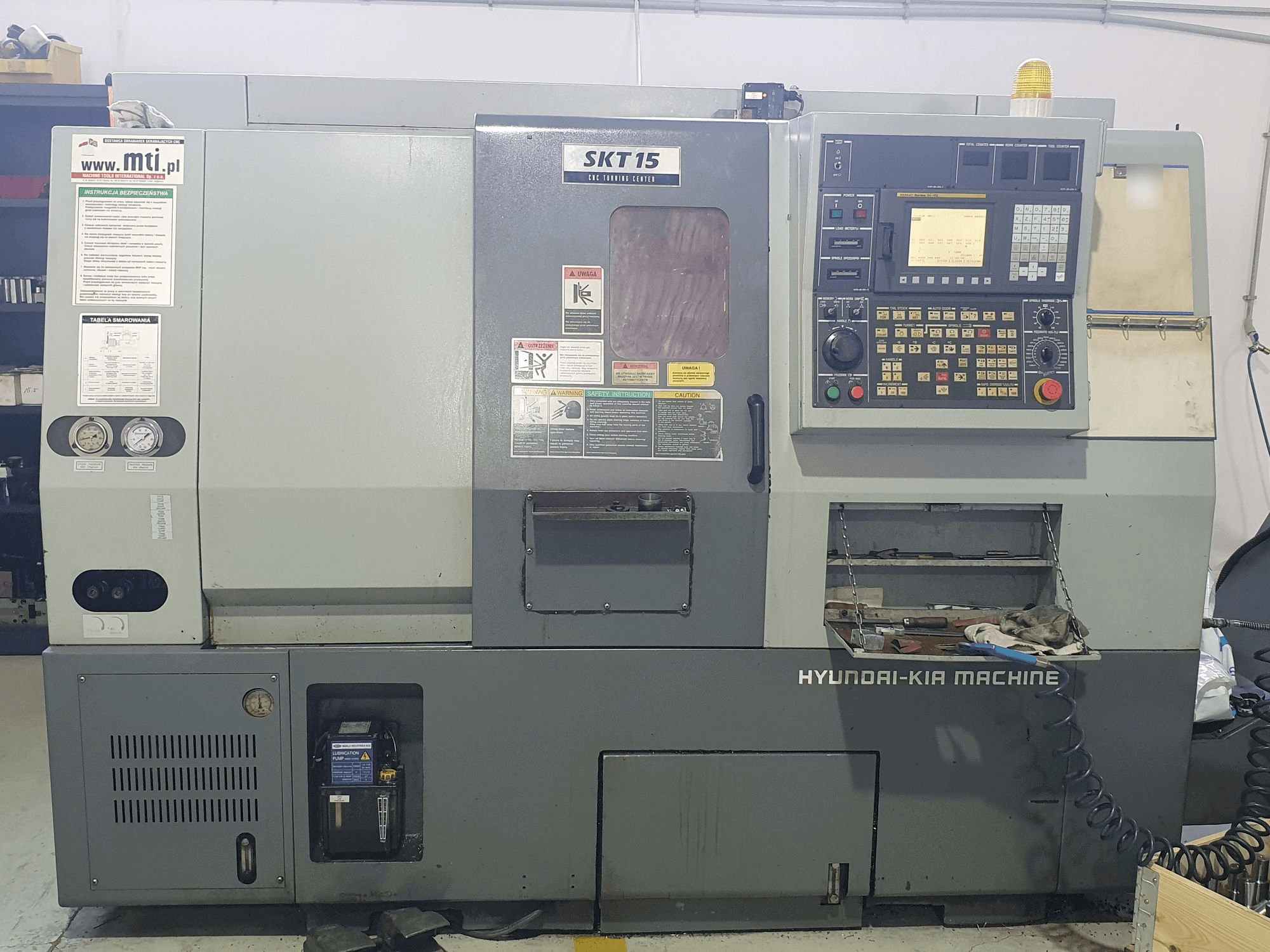 Hyundai Kia SKT15 Mašinos vaizdas iš priekio