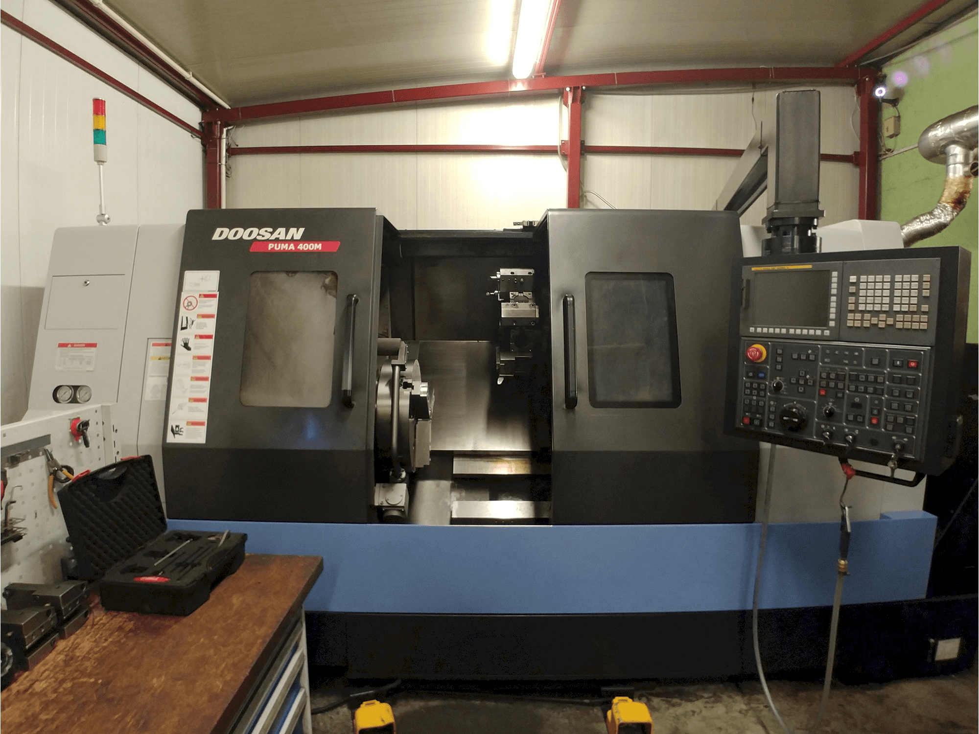 Doosan Puma 400MC Mašinos vaizdas iš priekio