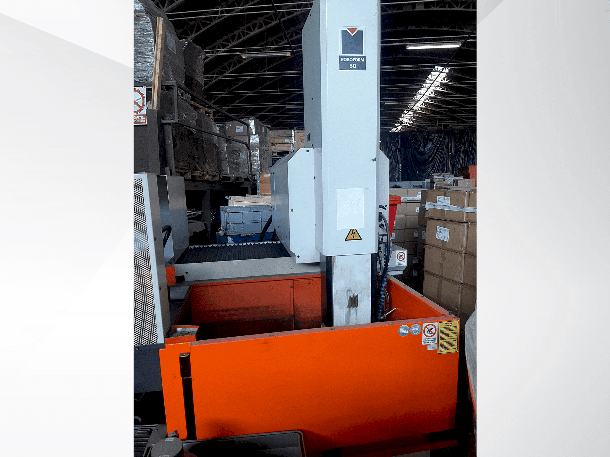 CHARMILLES ROBOFORM 50 Mašinos vaizdas iš priekio