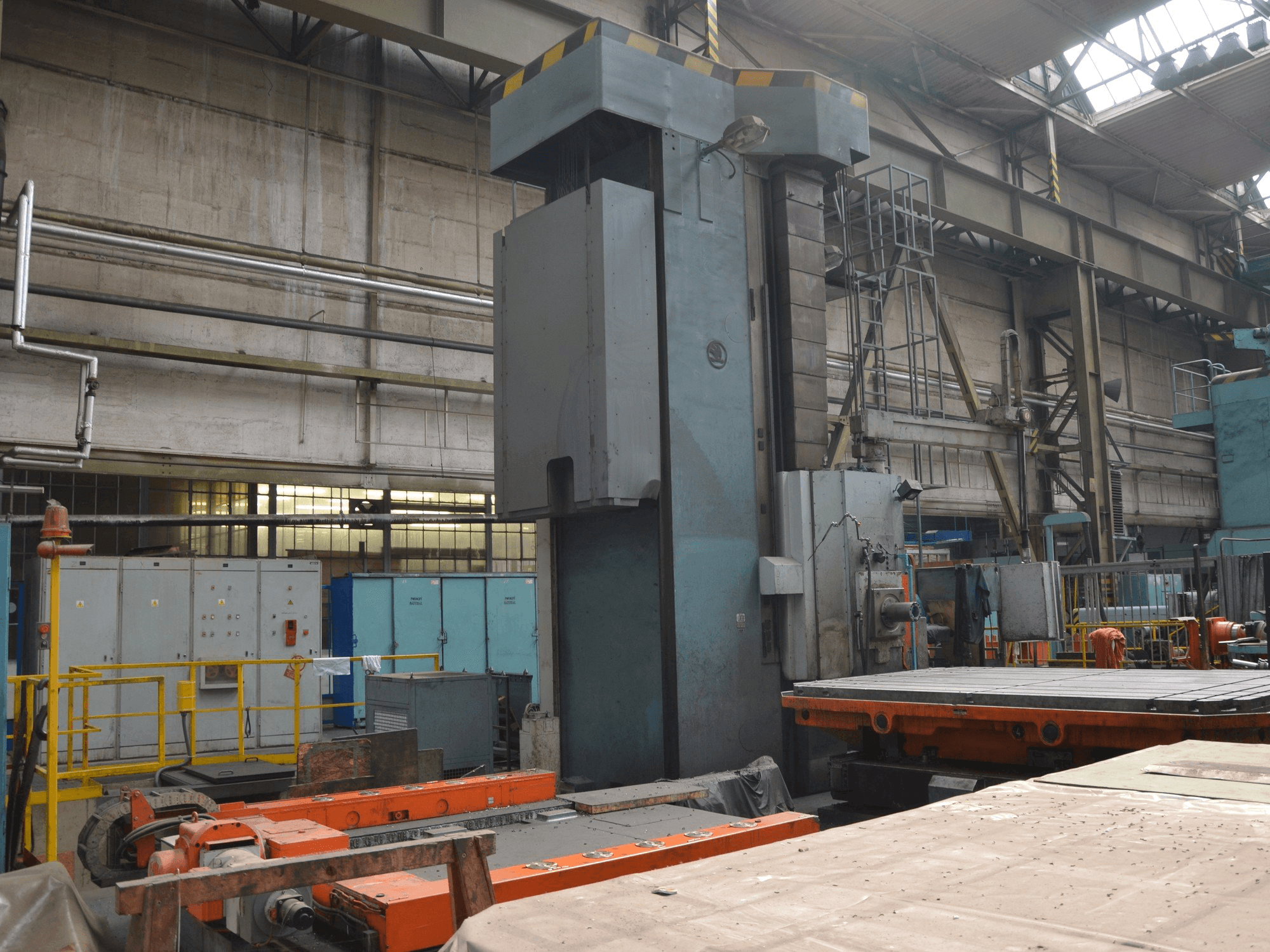 SKODA W 180NC Mašinos vaizdas iš kairės pusės