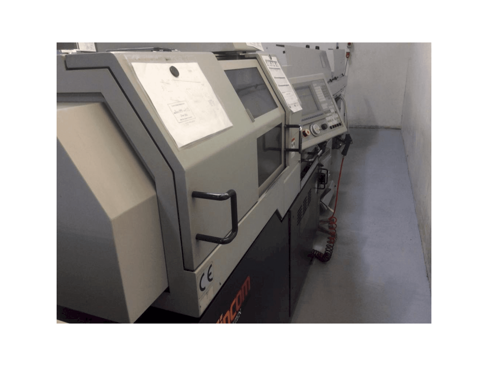 Citizen L20 Mašinos vaizdas iš kairės pusės