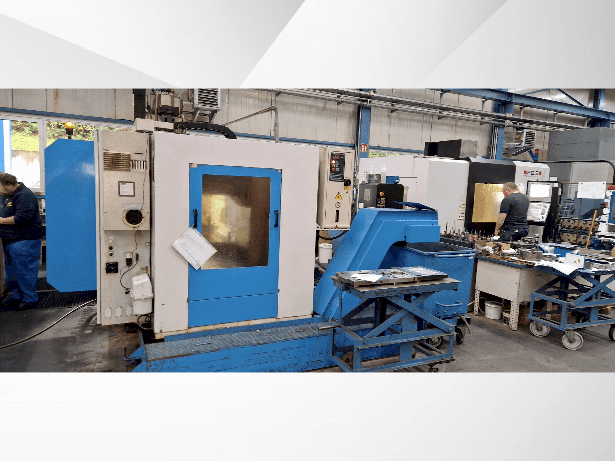 KONDIA HM-2010 Mašinos vaizdas iš priekio