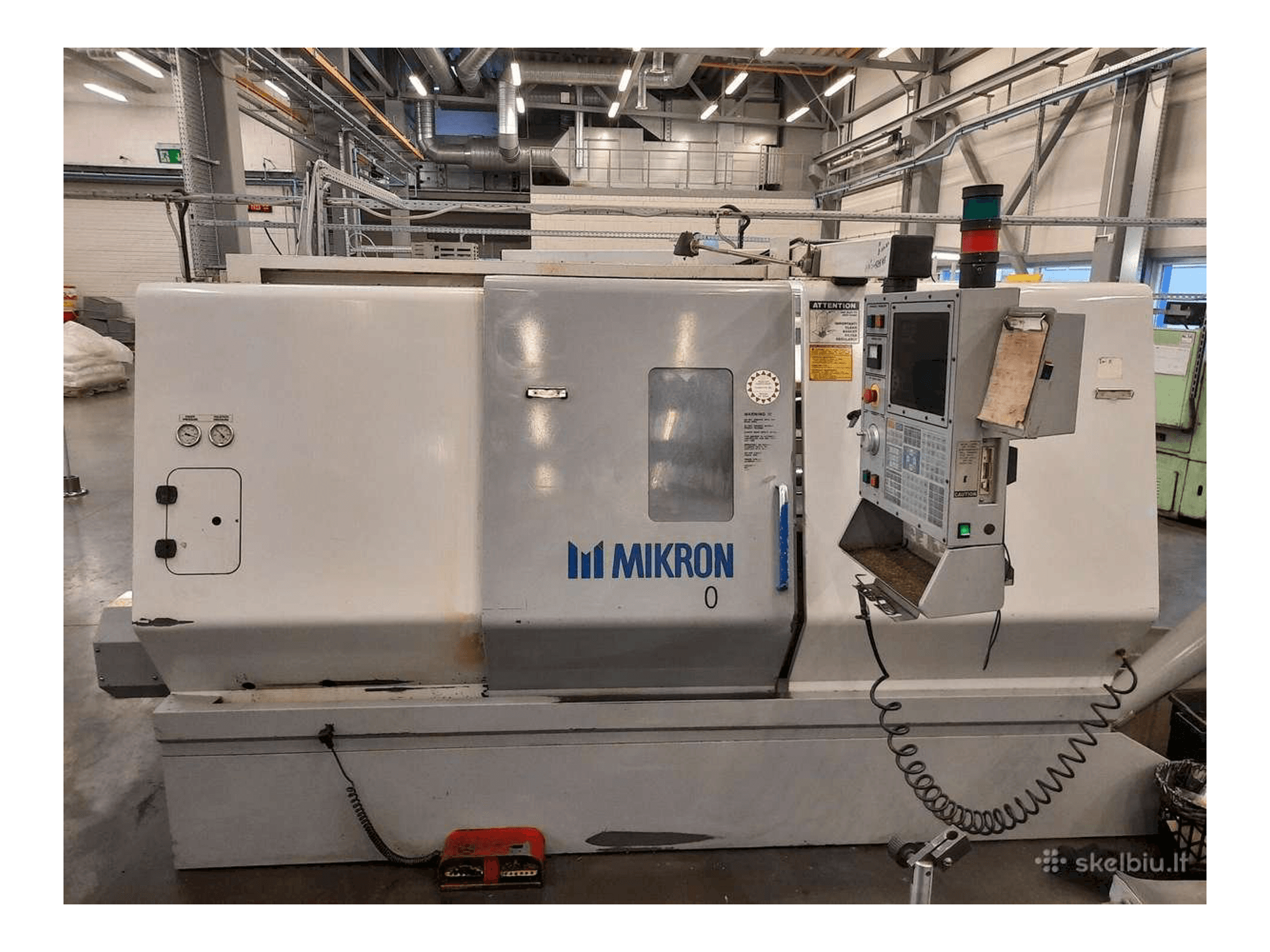 MIKRON-HAAS LCE860T Mašinos vaizdas iš priekio