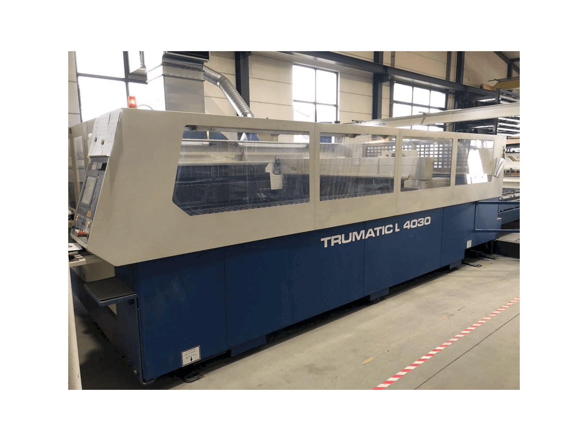 Trumpf Trumatic L4030 Mašinos vaizdas iš priekio