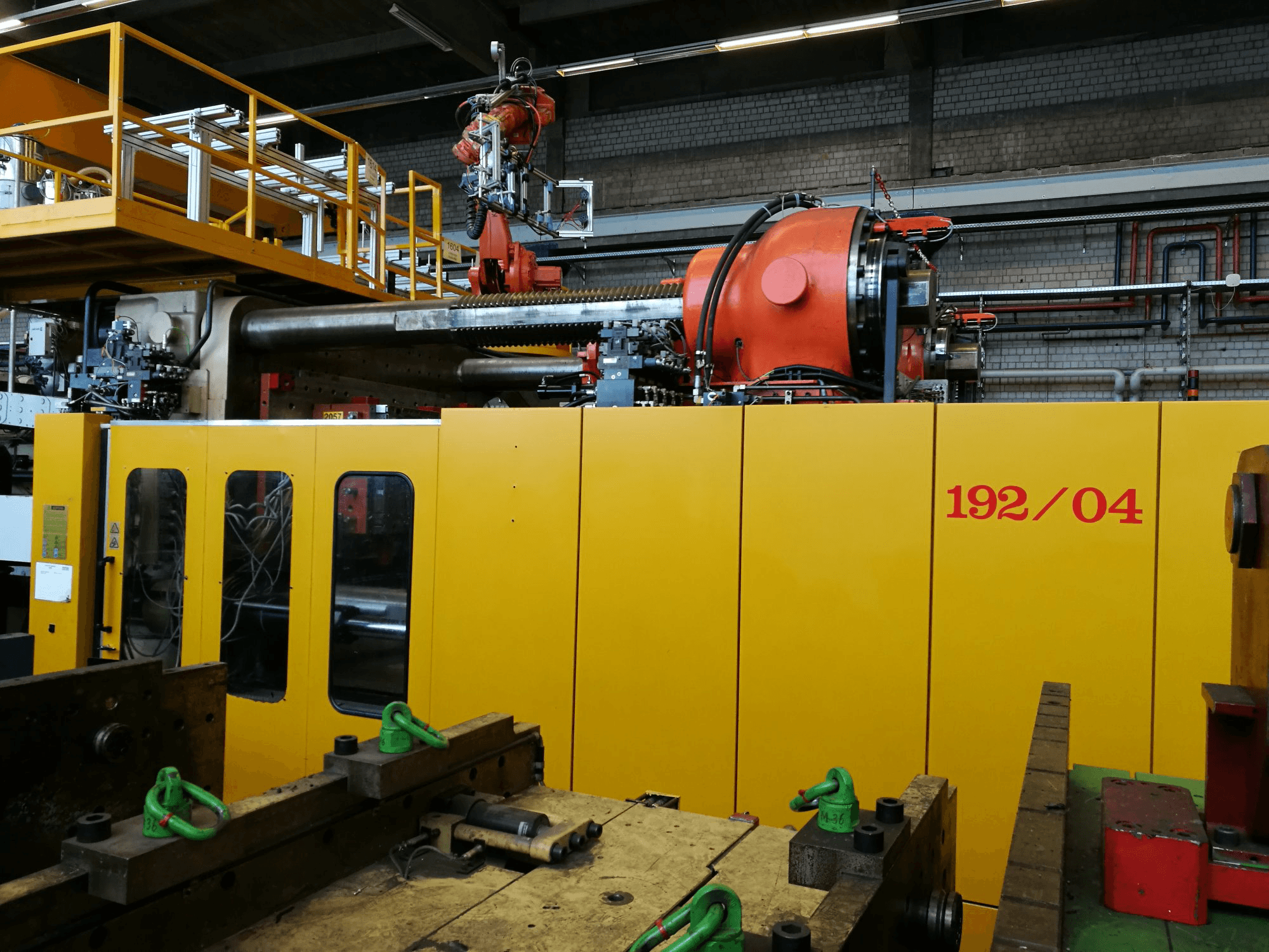Husky EW 2000 RS 140/130 Mašinos vaizdas iš priekio
