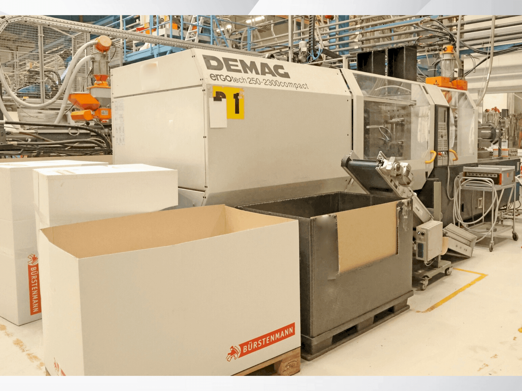 DEMAG Ergotech ET 250-2300 NC 4 compact Mašinos vaizdas iš priekio